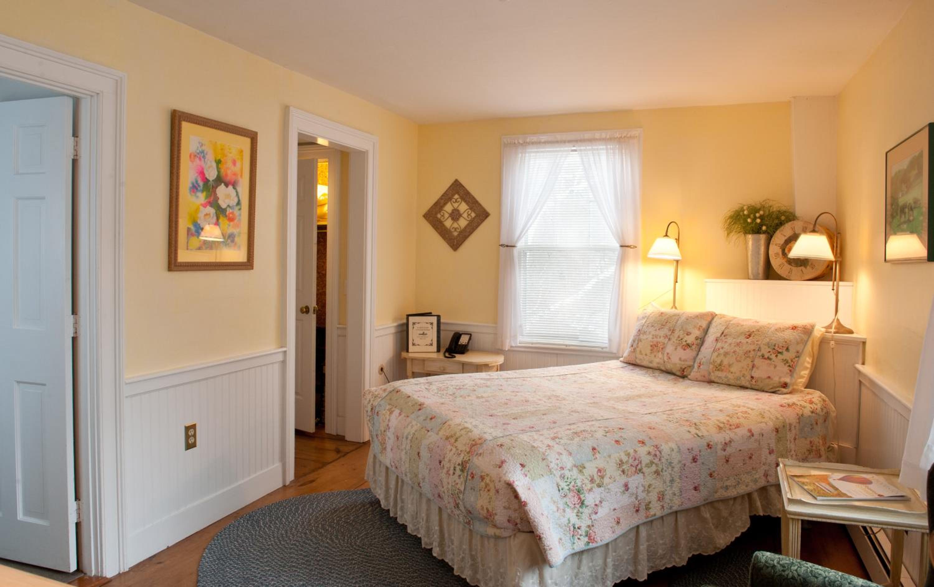Standard Queen Room - Photo 5