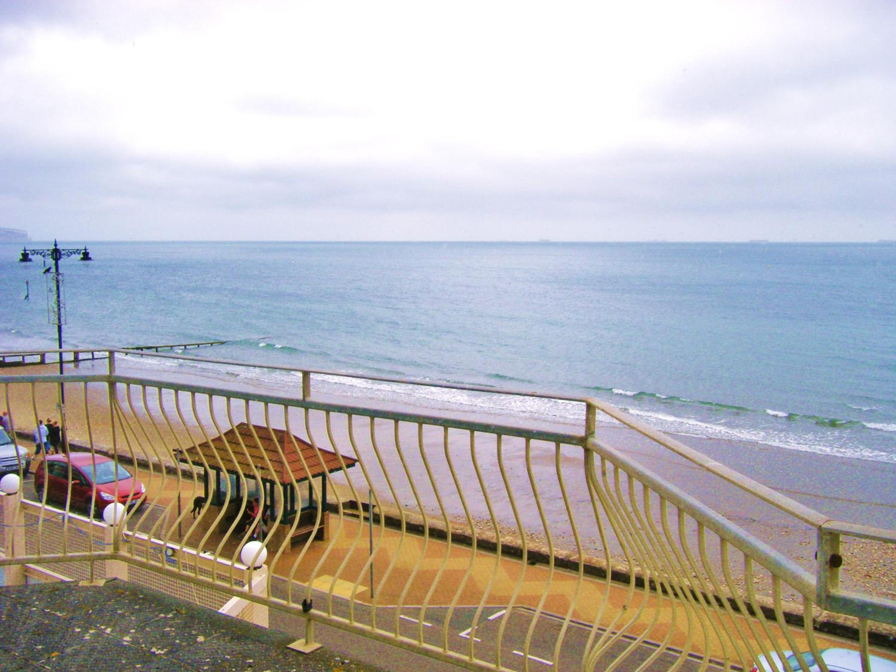 Deluxe Double Room with Balcony and Sea View photo 2