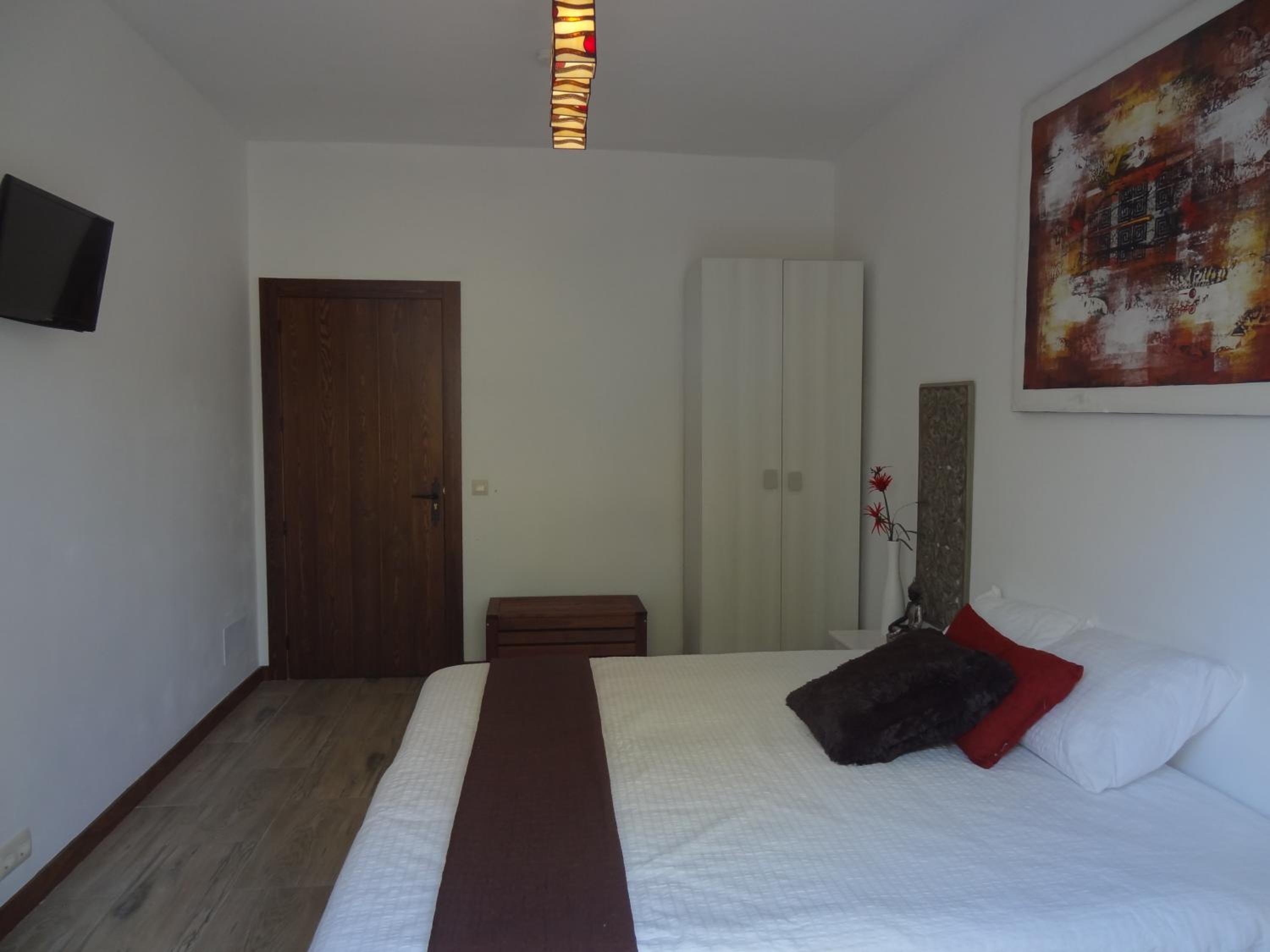 King or twin Room with Terrace - Garden View photo 3