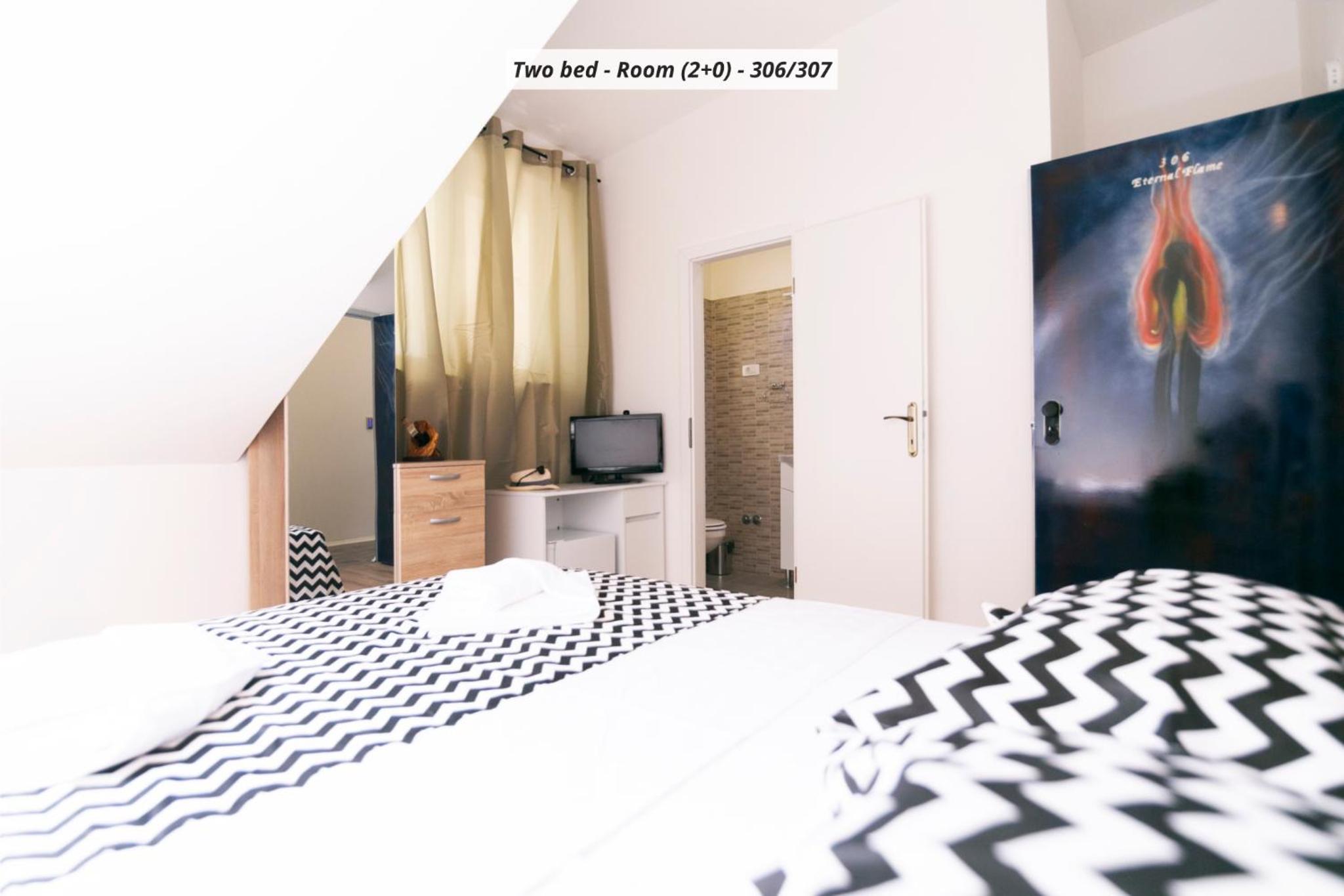 Deluxe Double or Twin Room - Photo 1