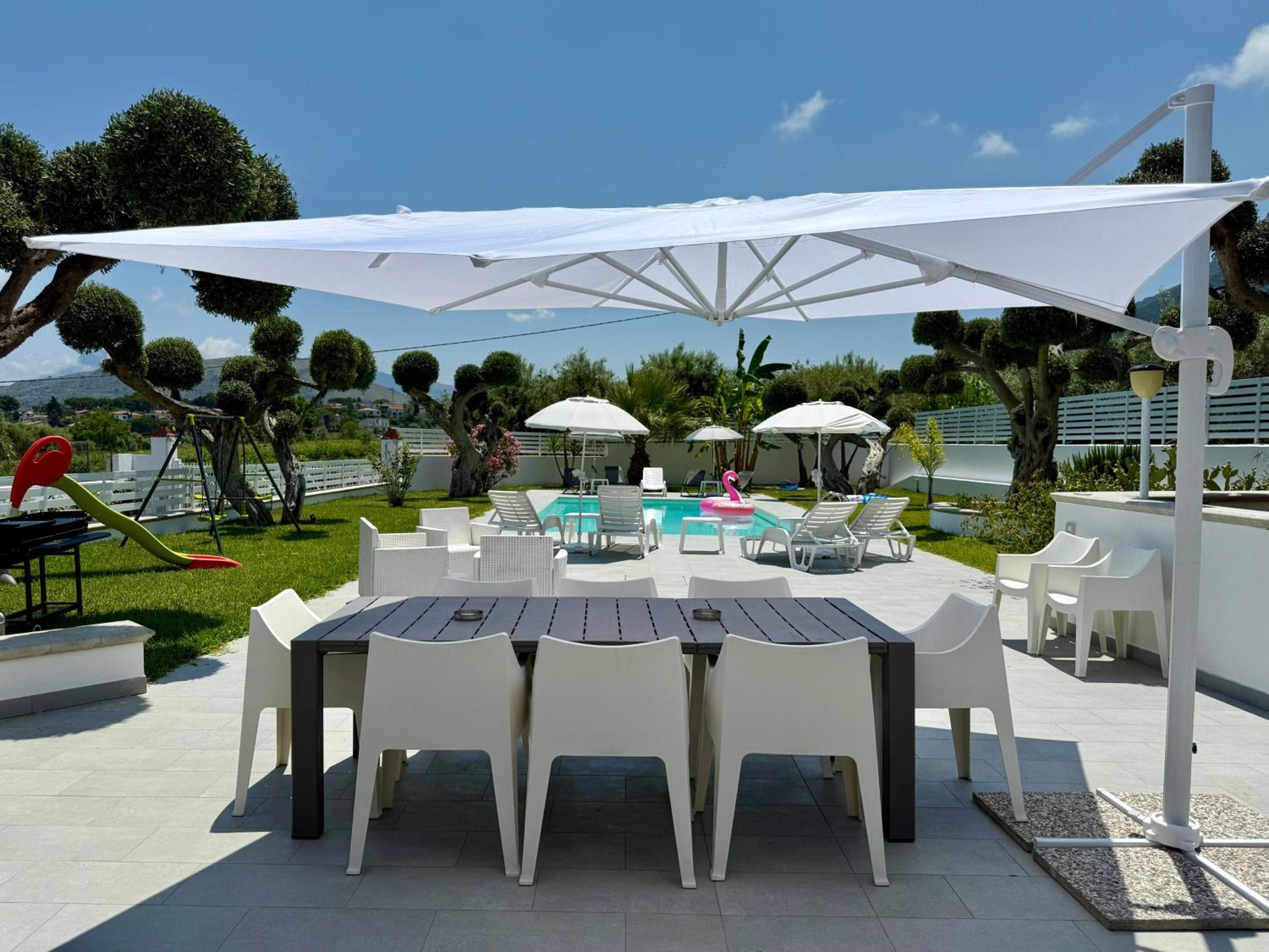 Villa with Private Pool photo 2