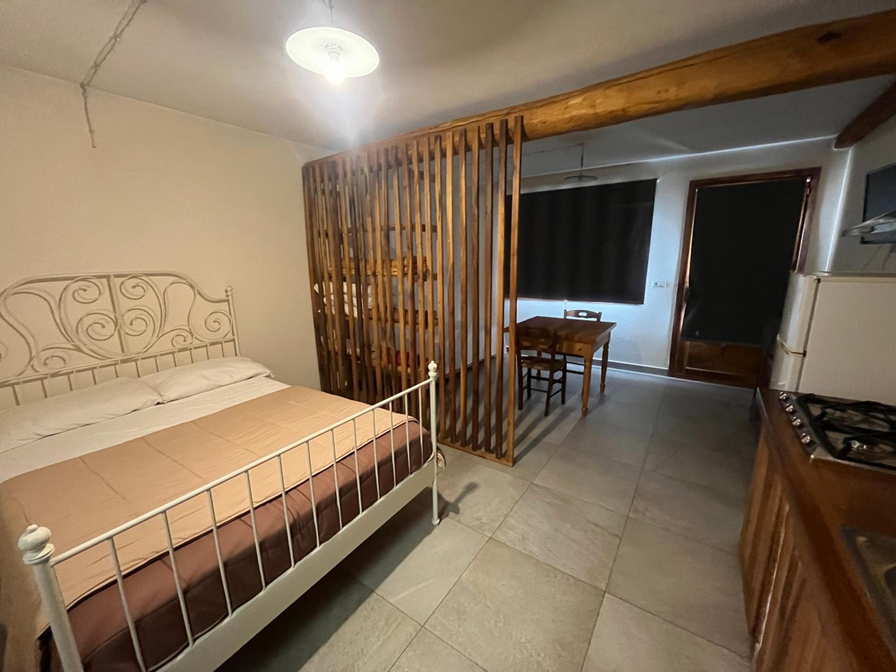 Studio Apartment with One Double Bed photo 1