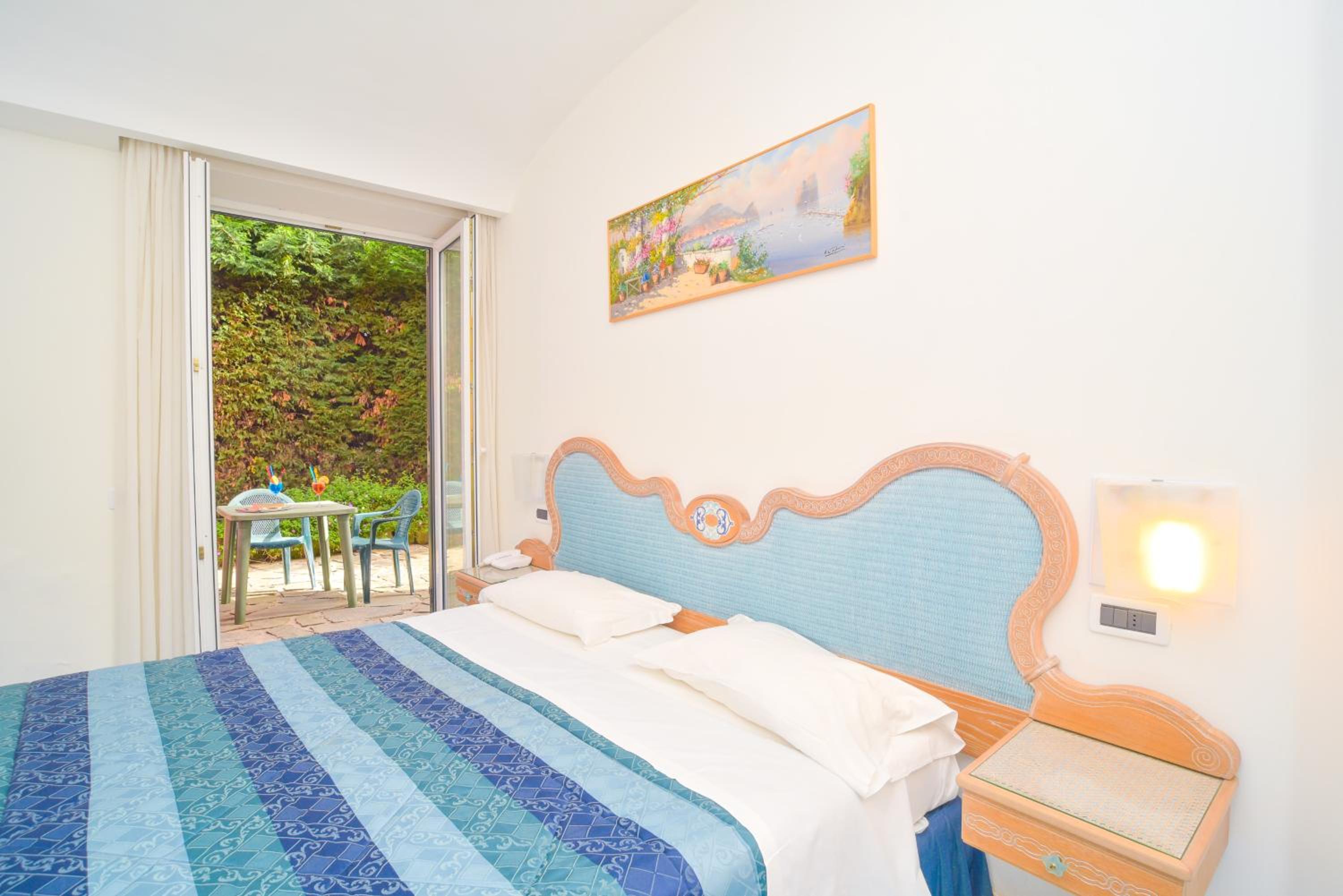 Standard Double Room - Photo 1