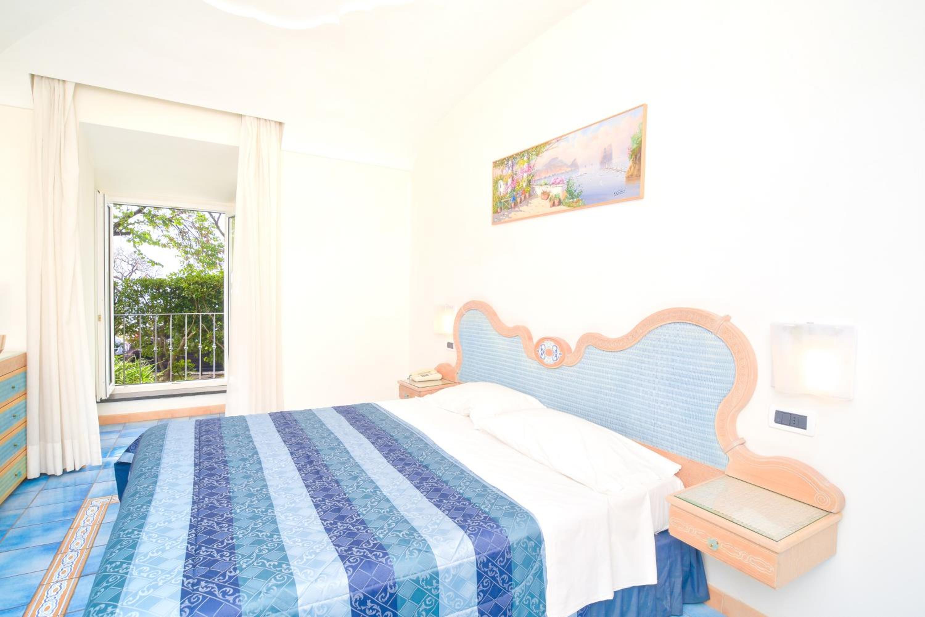 Standard Double Room - Photo 6