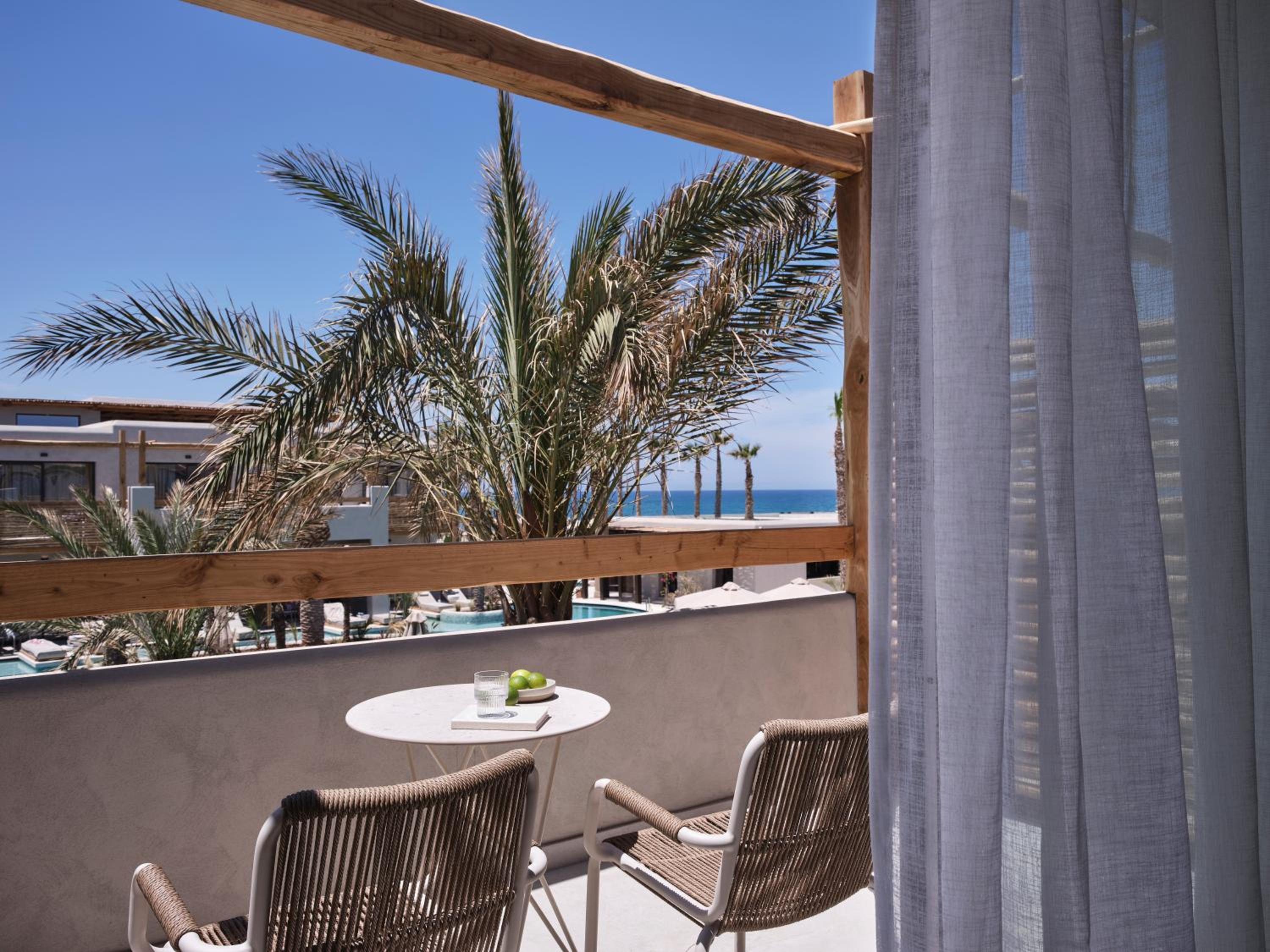 Luxe Room with Pool View  - Photo 10