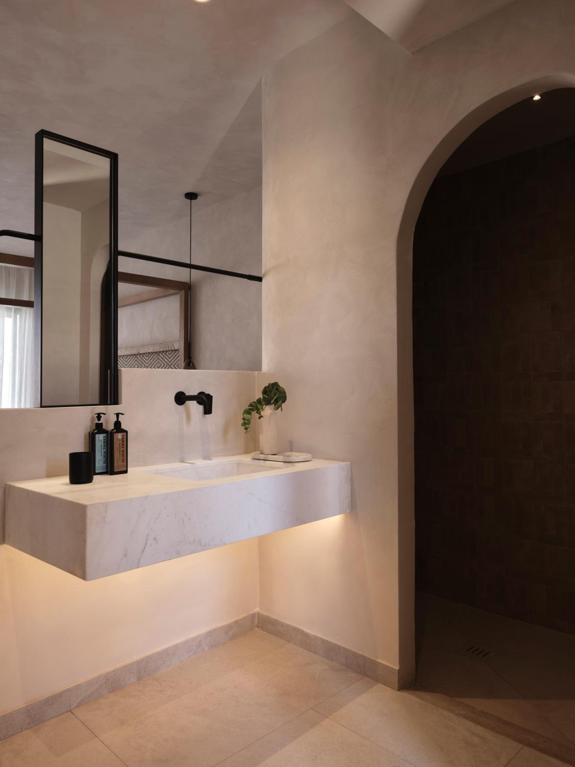 Luxe Room Swim Up