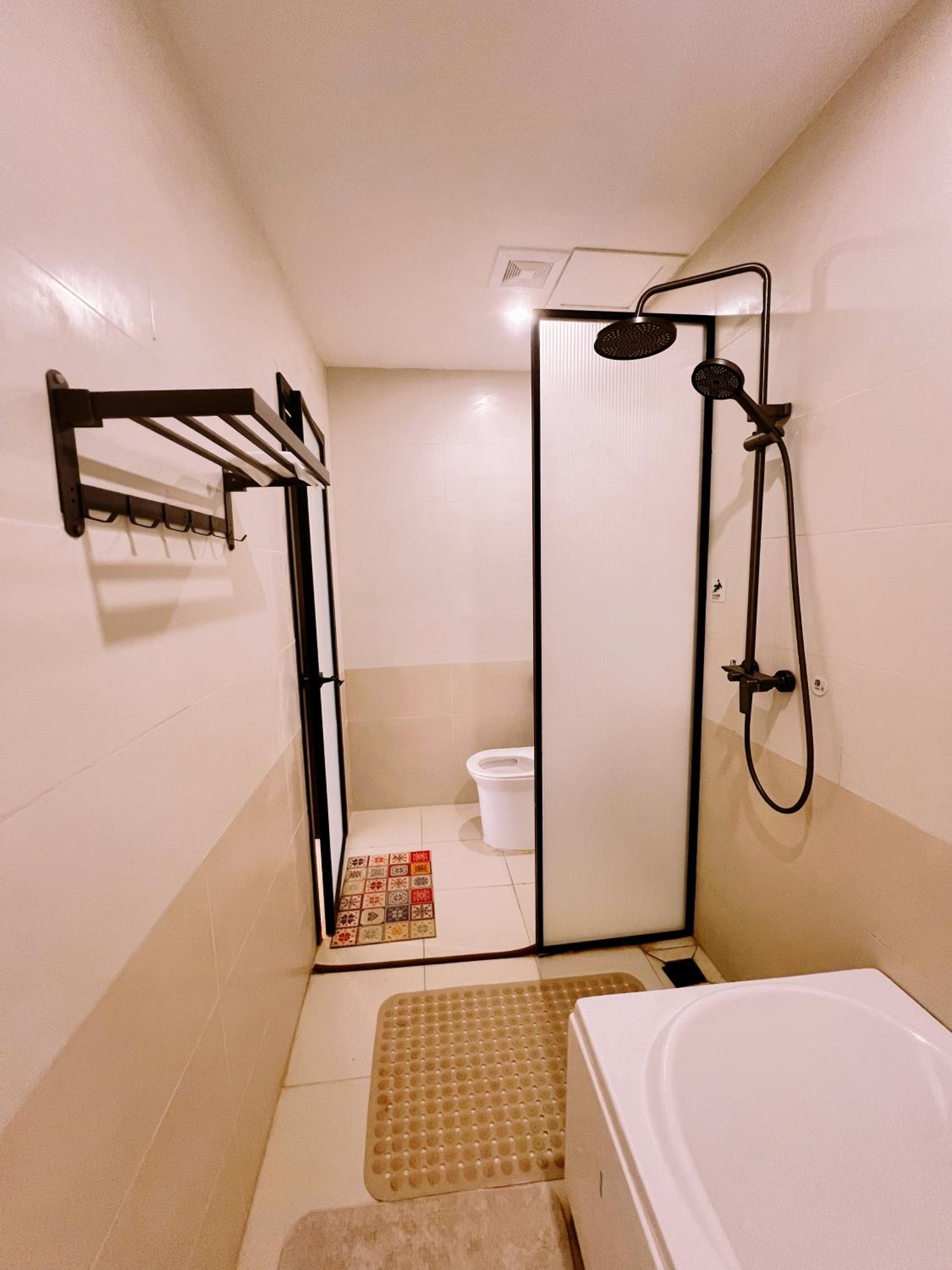 Deluxe King Room photo 2