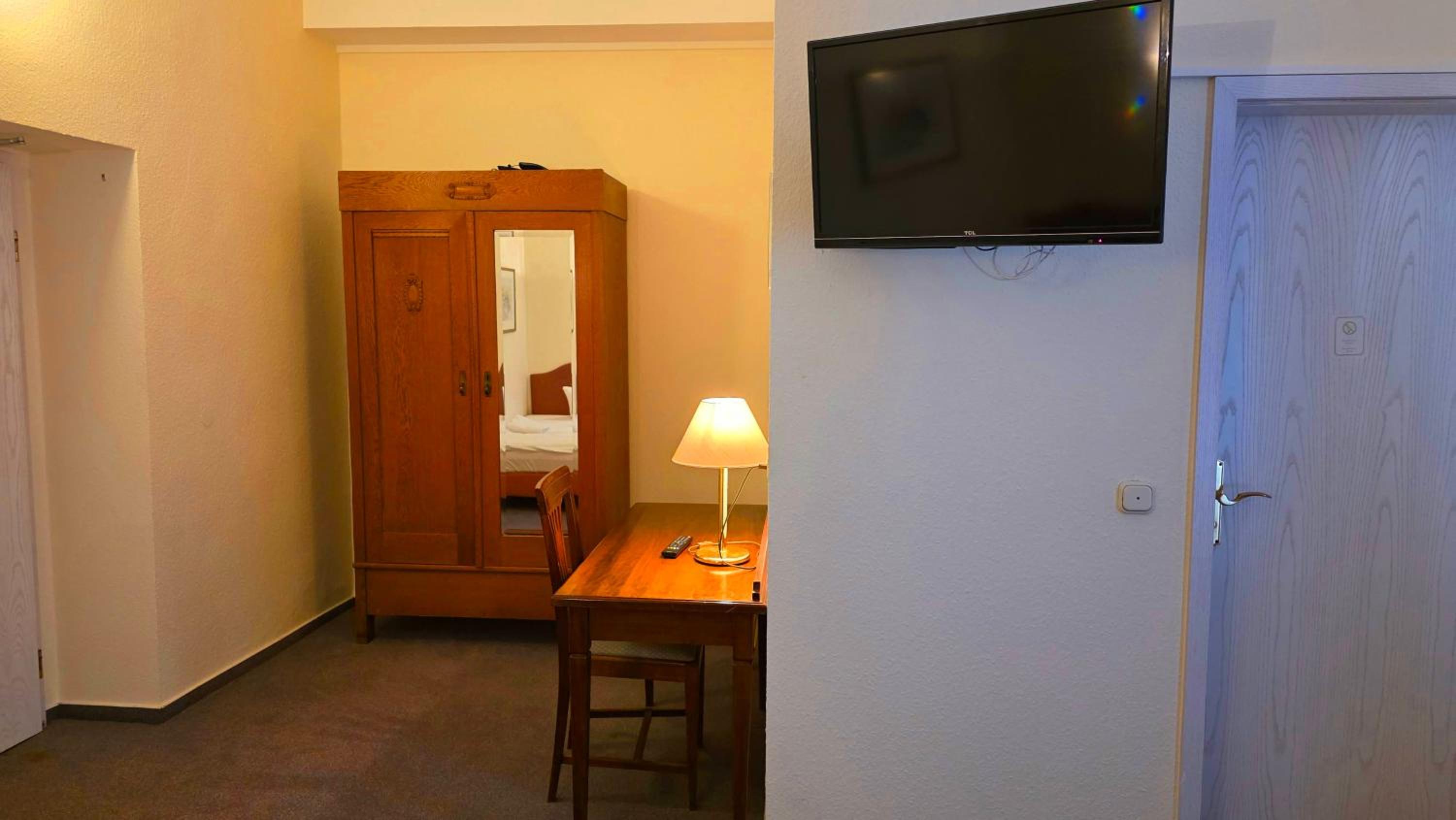 Deluxe Single Room photo 2