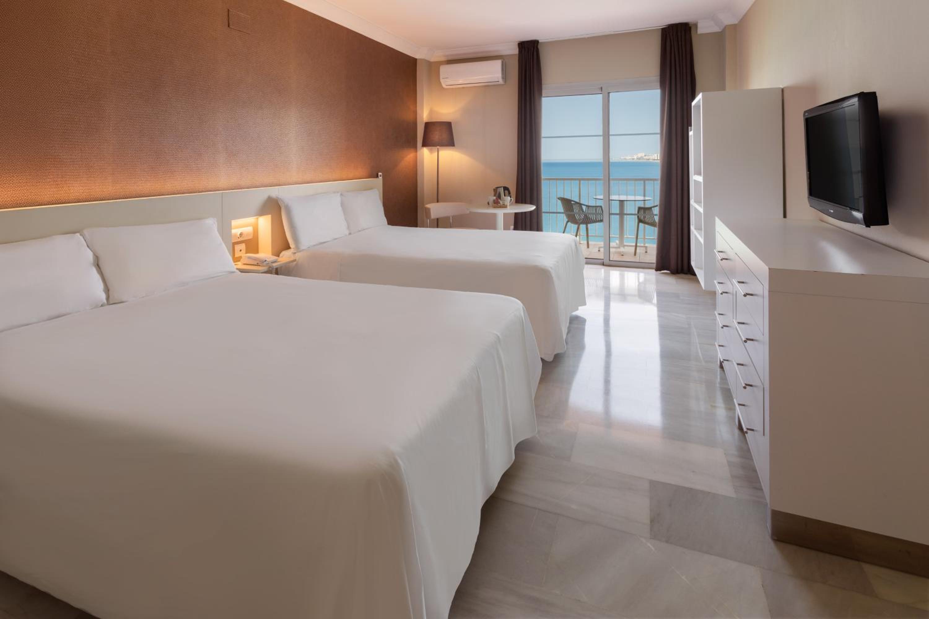 Xtra Superior Front Sea View