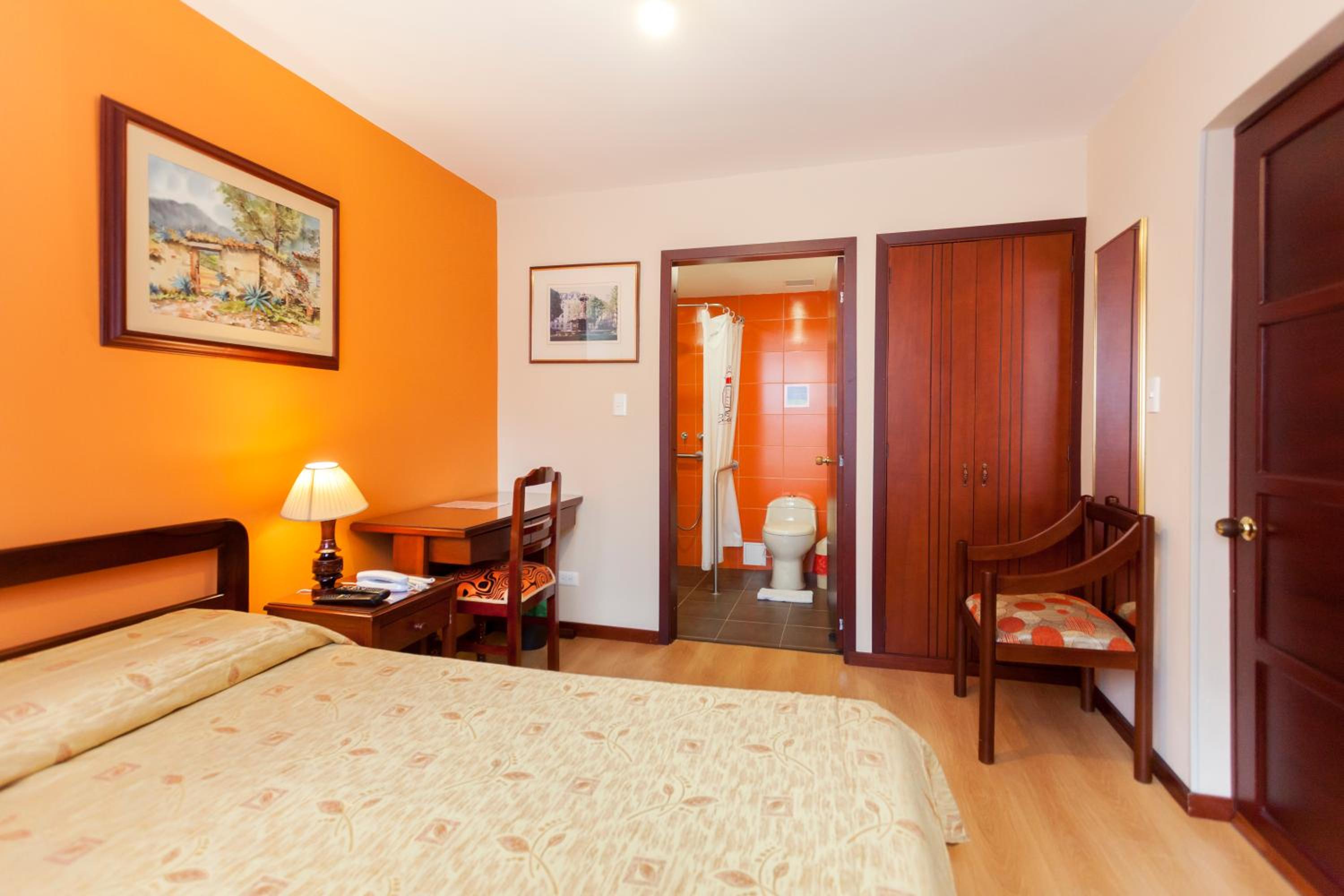 Double Room - Disability Access photo 2