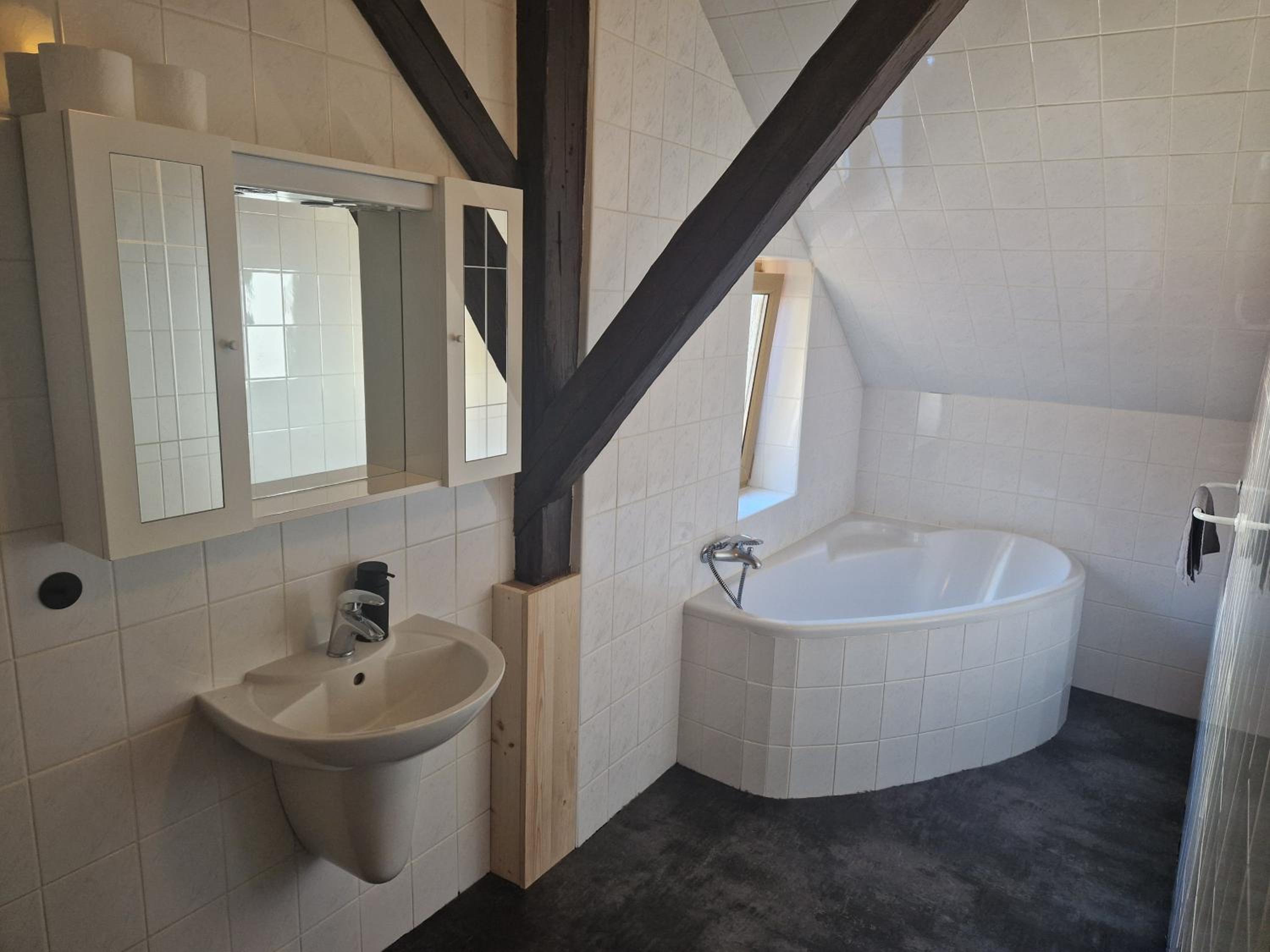 Double or Twin Room with Bathroom photo 2
