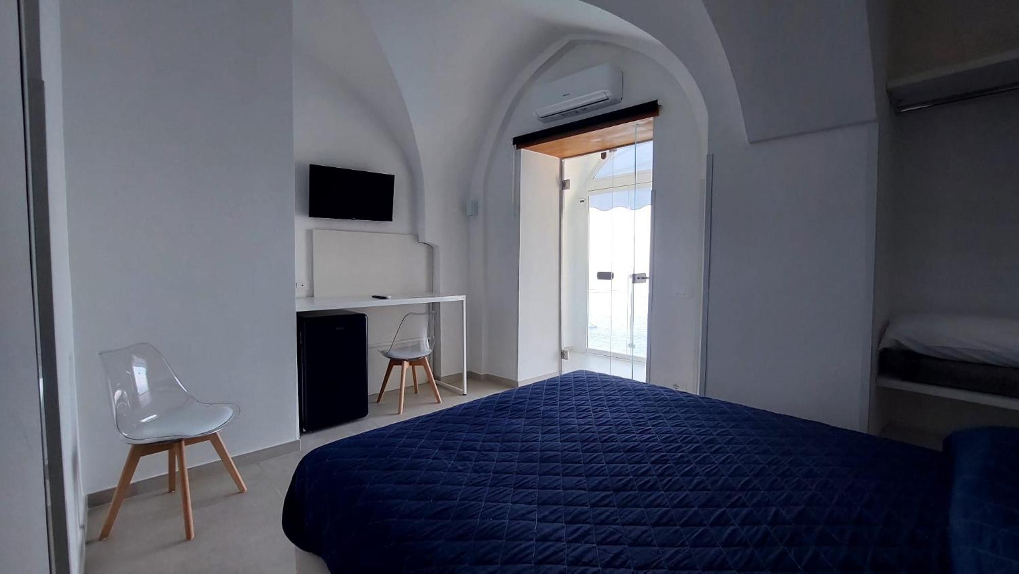 Family Room with Sea View