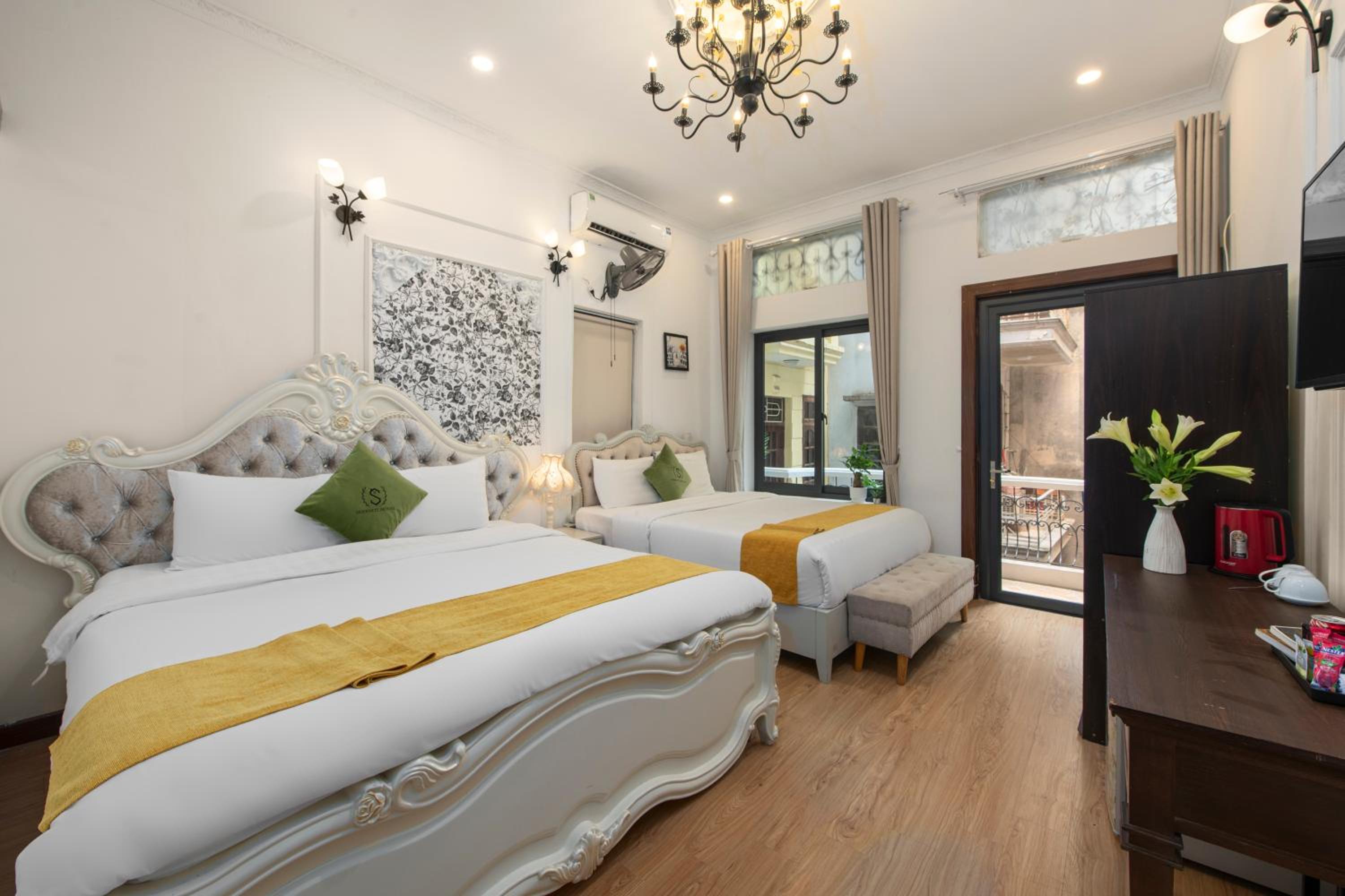 Family Suite with Balcony