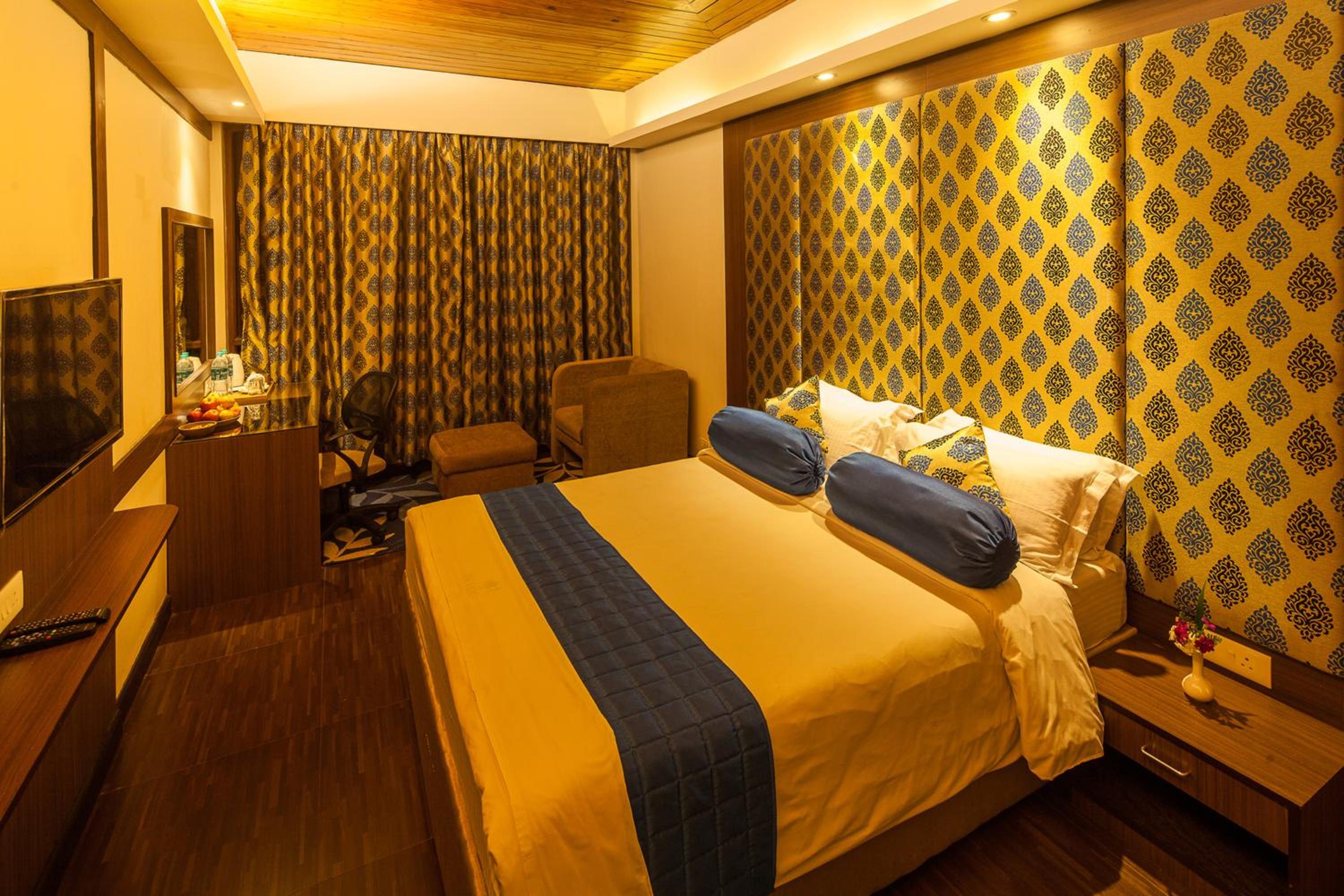 Deluxe Double or Twin Room - Photo 4
