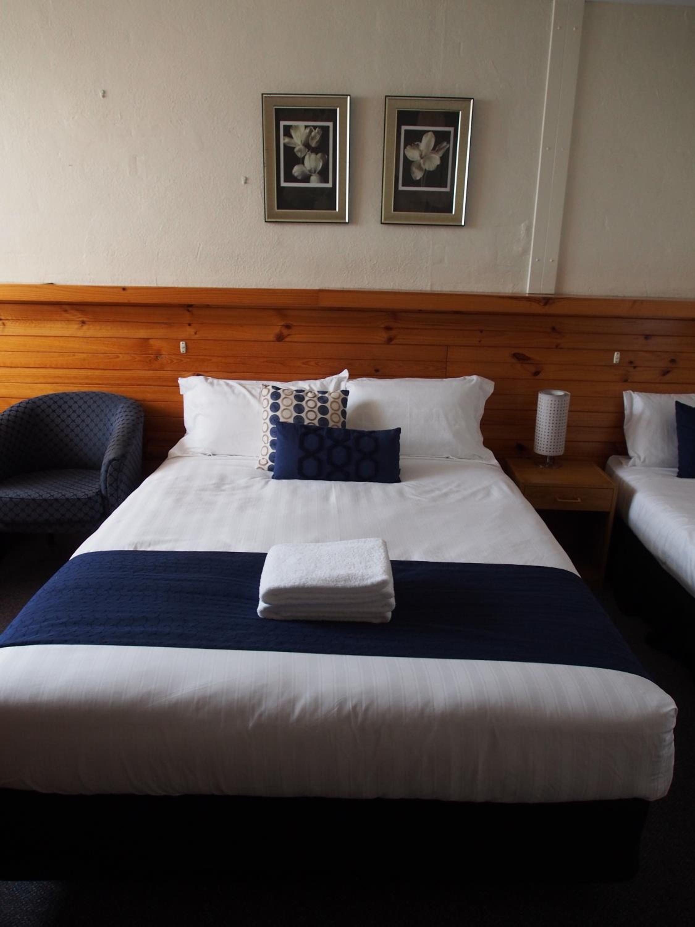 Standard Double Room photo 2