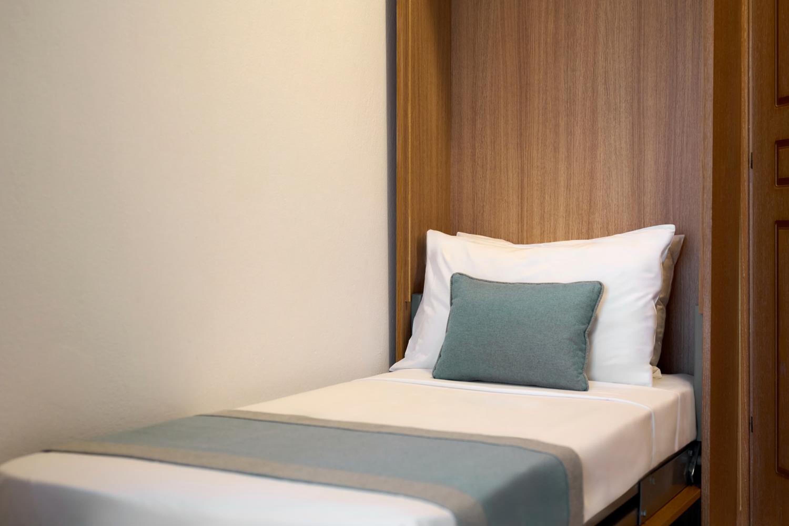 Triple Room with Sea View