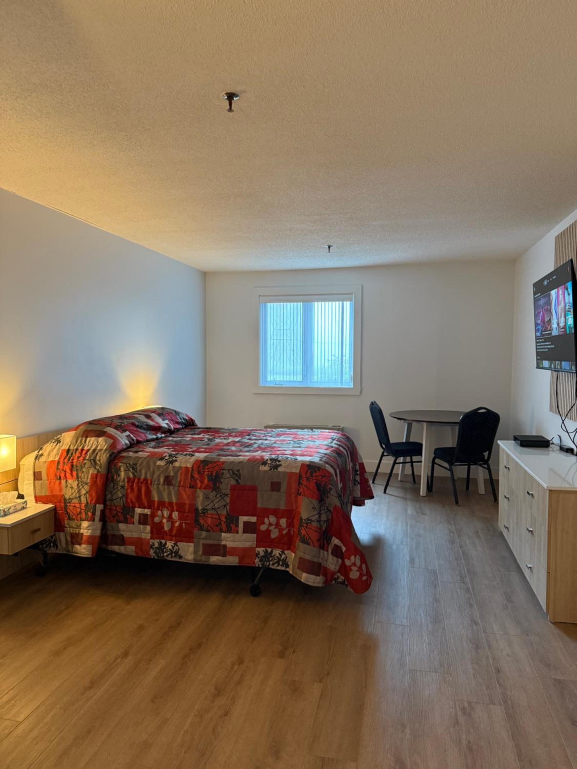 Queen Room photo 3