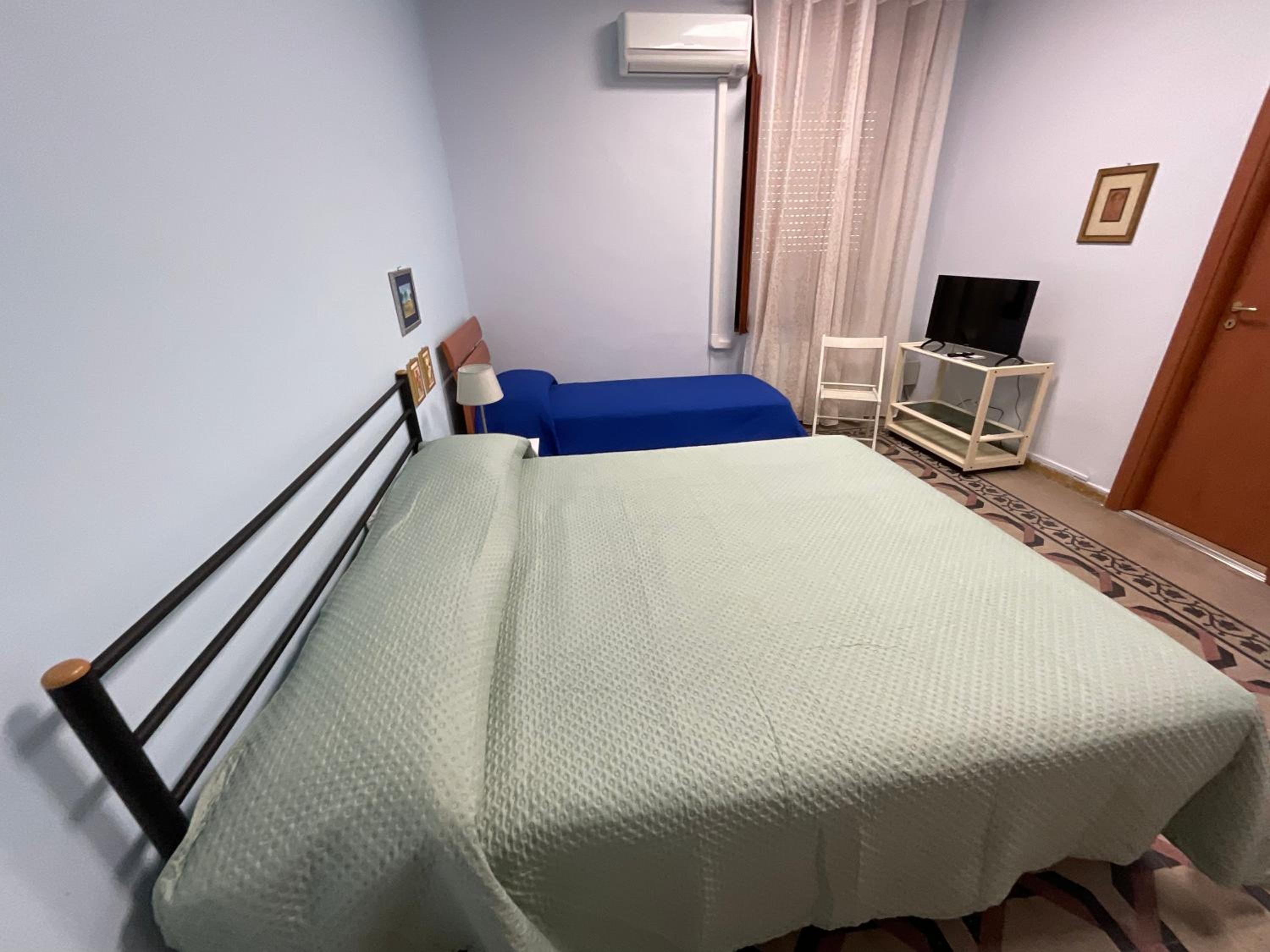 Double Room with Balcony (3 Adults)