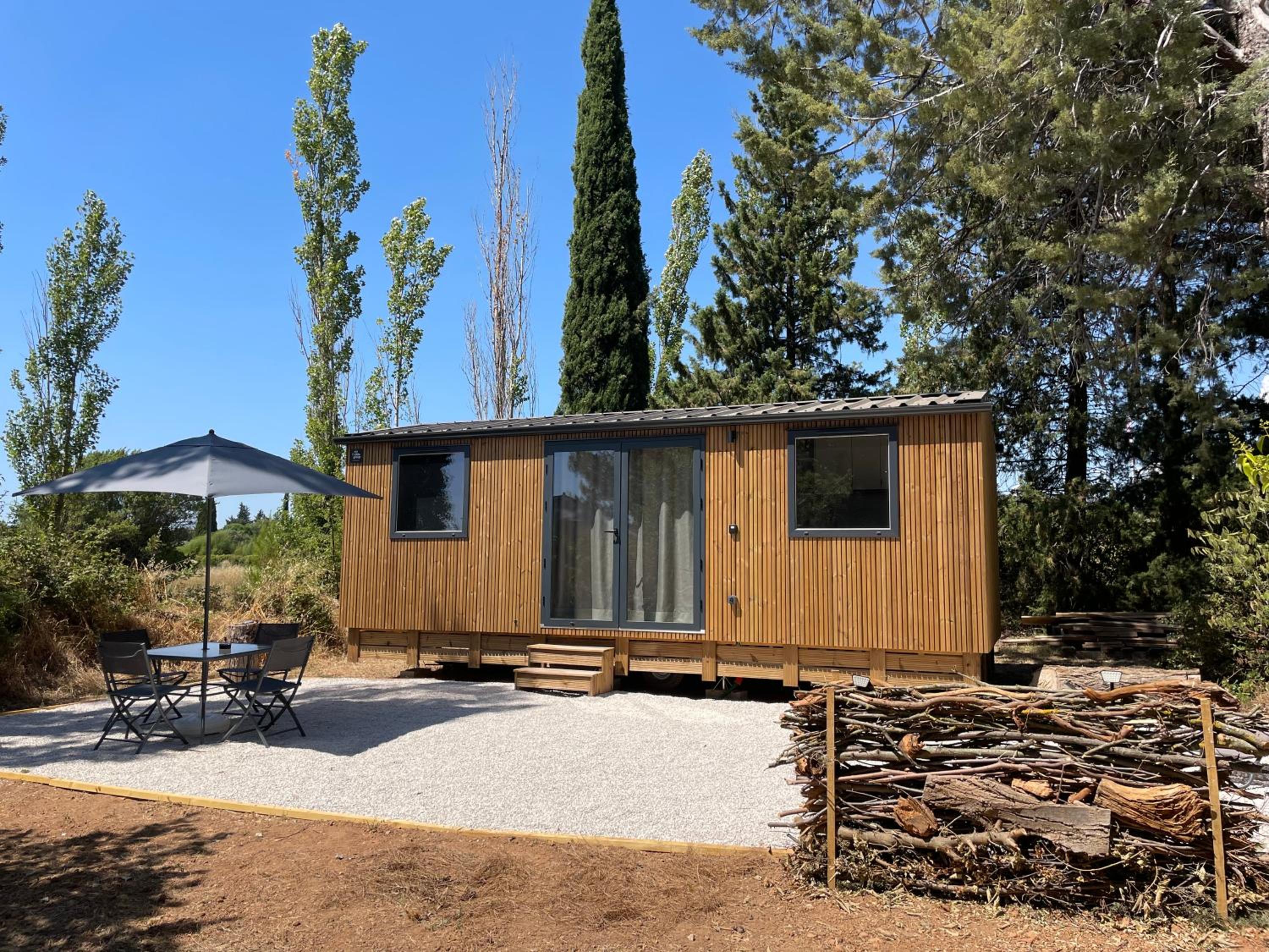 One-Bedroom House photo 1