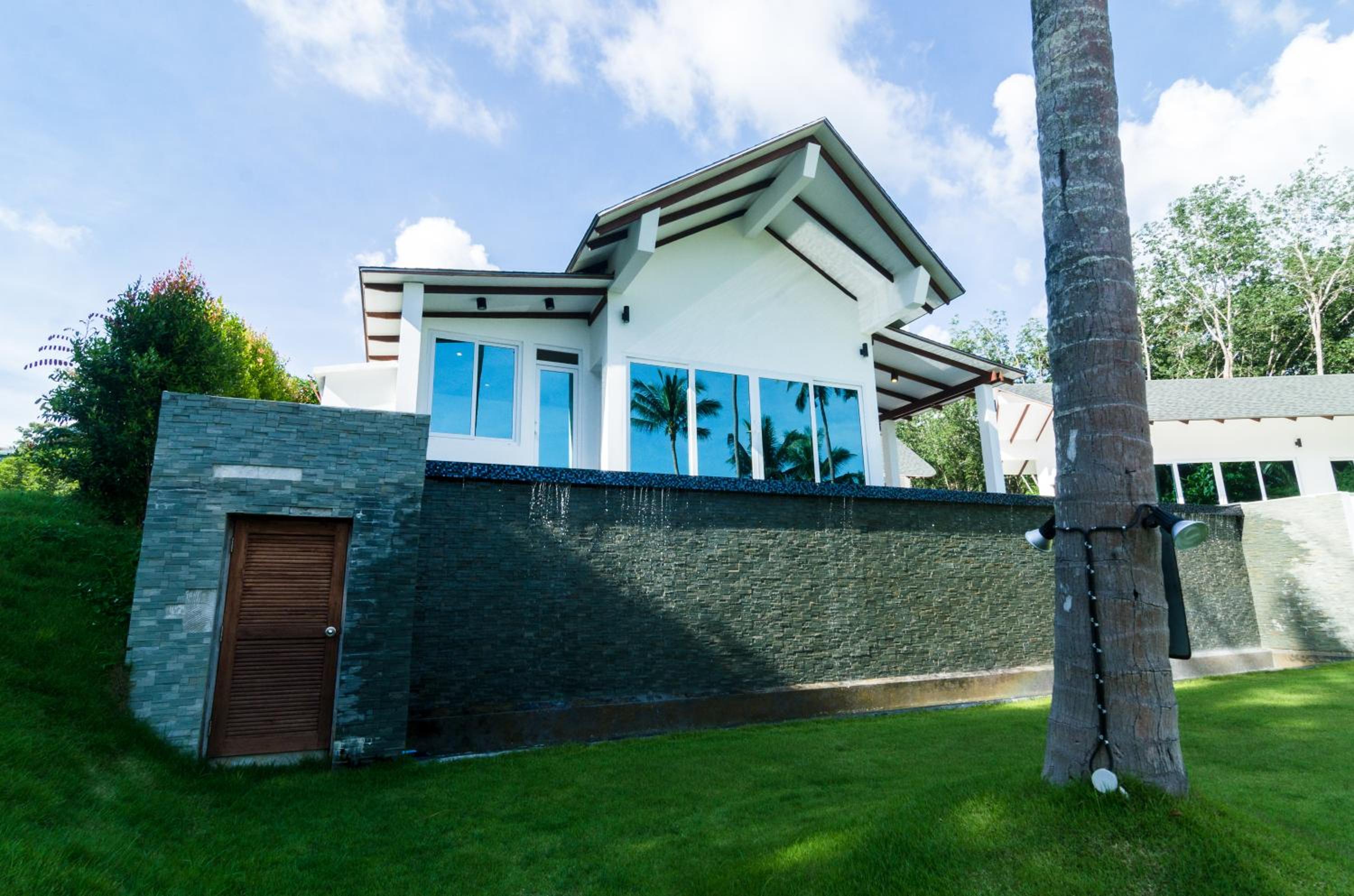 Four-Bedroom Villa - Photo 7