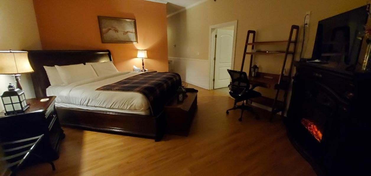 Deluxe Suite photo 1