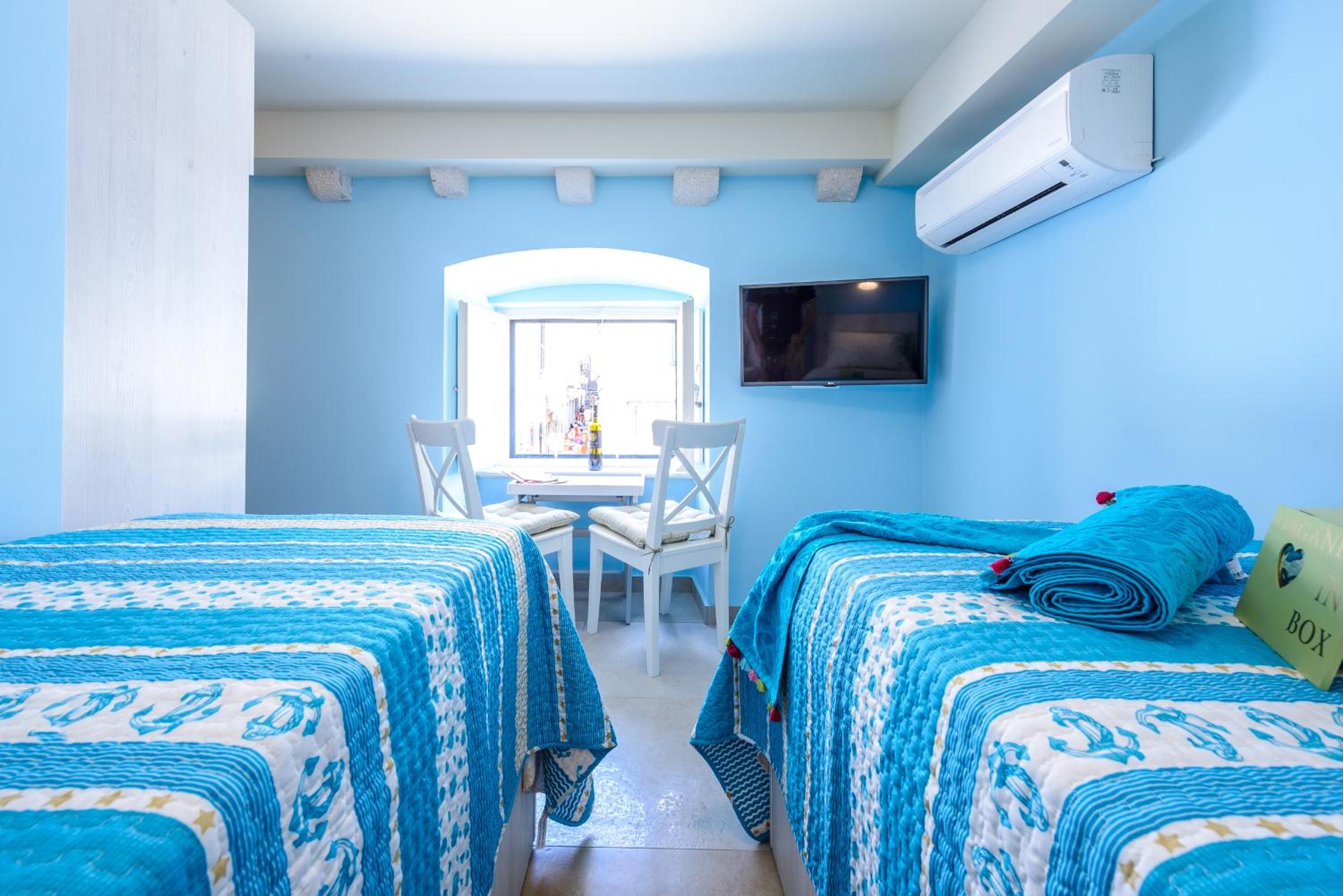 Twin Room - 1st Floor