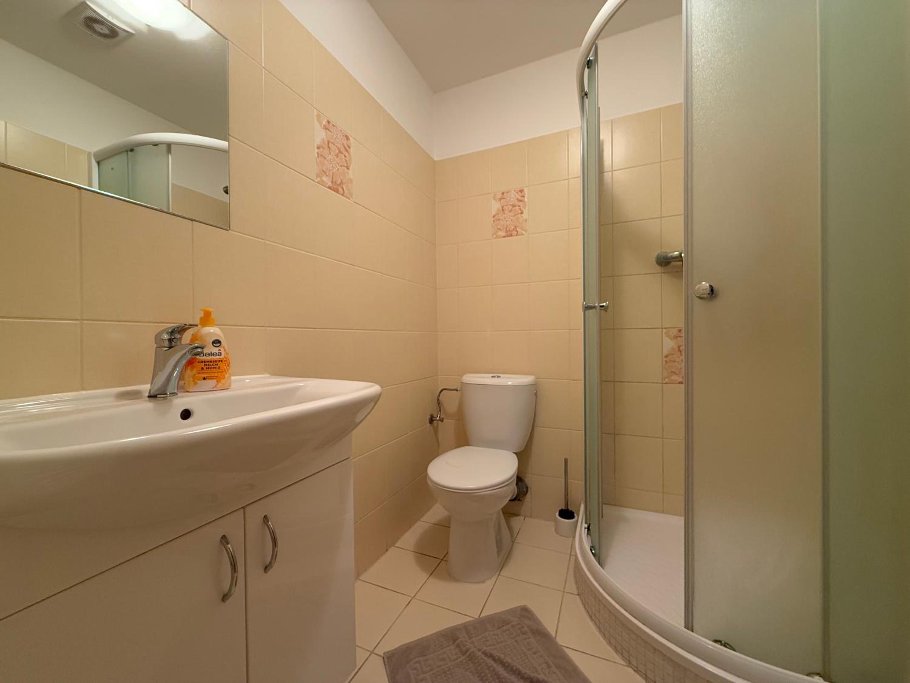 Standard Double or Twin Room photo 2