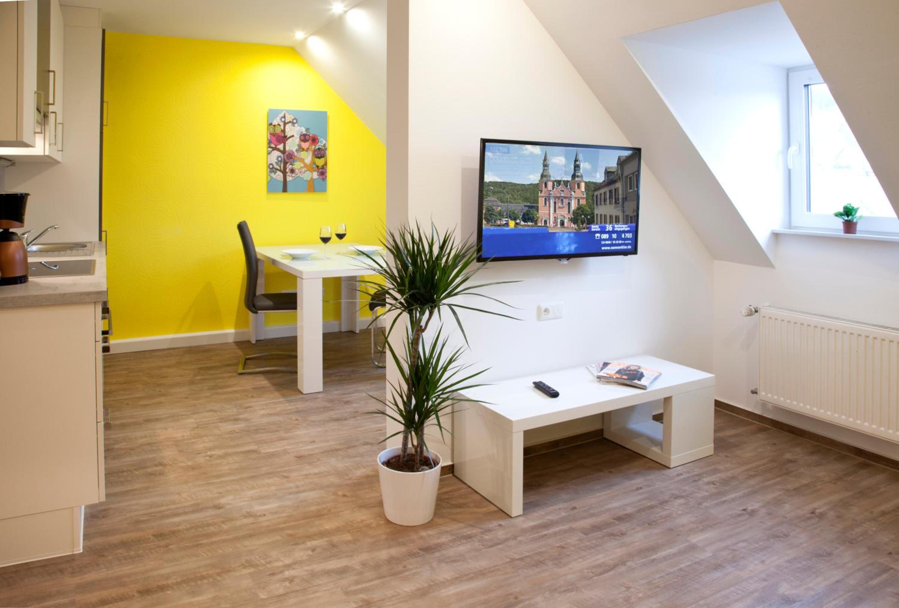 One-Bedroom Apartment - Annex photo 1