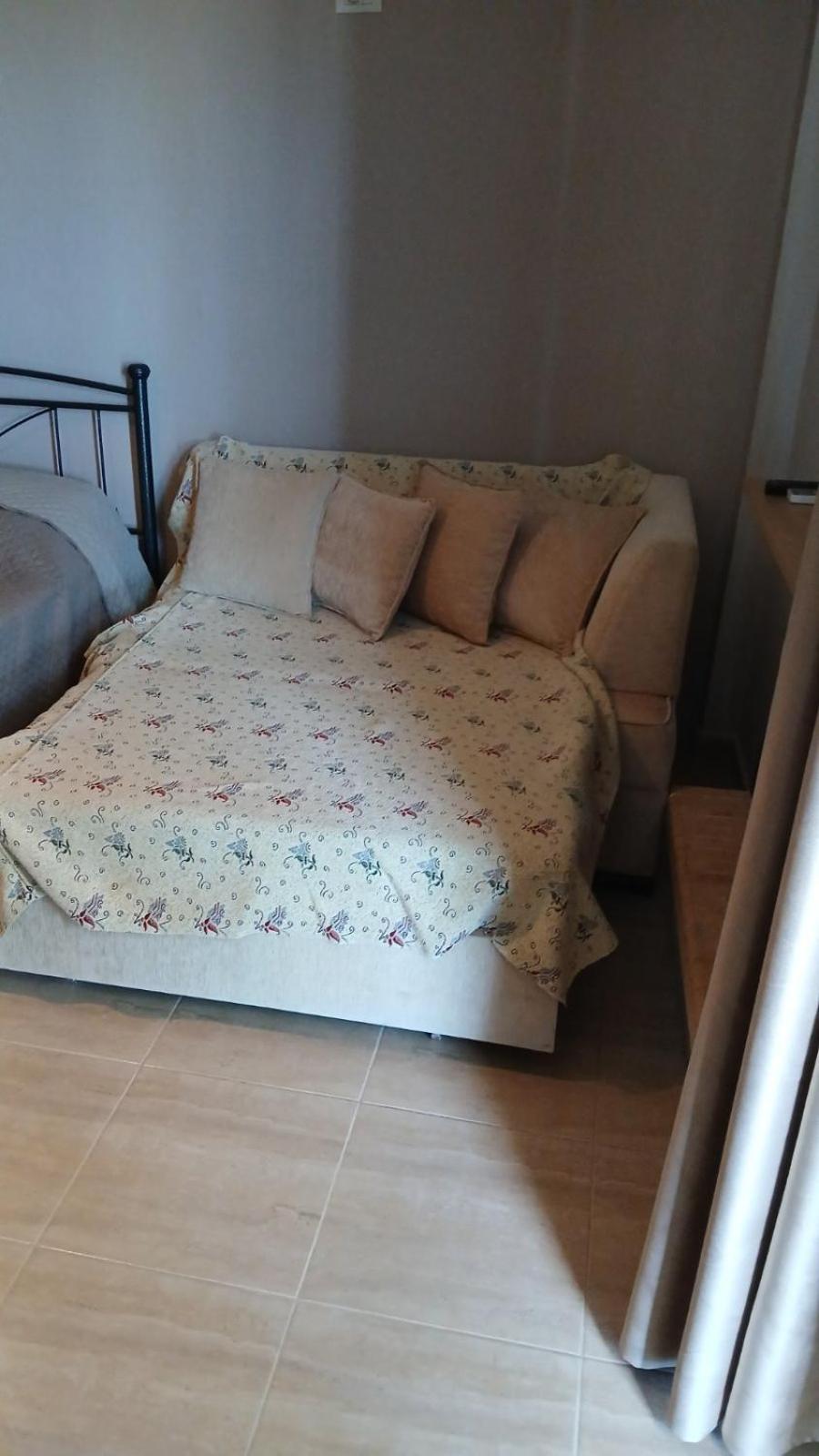 Studio Apartment photo 2