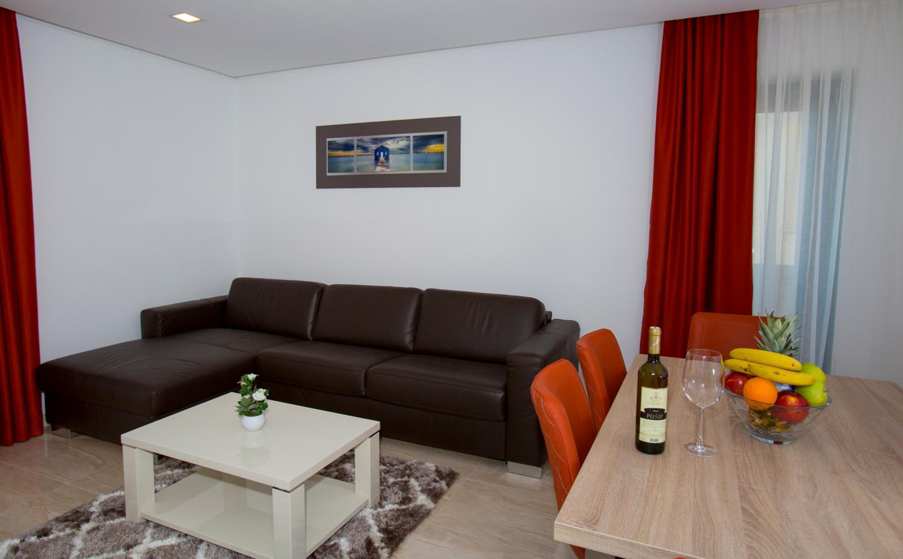 Two-Bedroom Apartment with Terrace photo 2