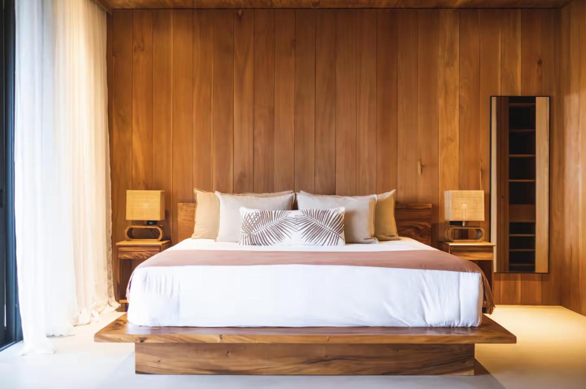 Deluxe Double Room with Balcony and Sea View photo 1