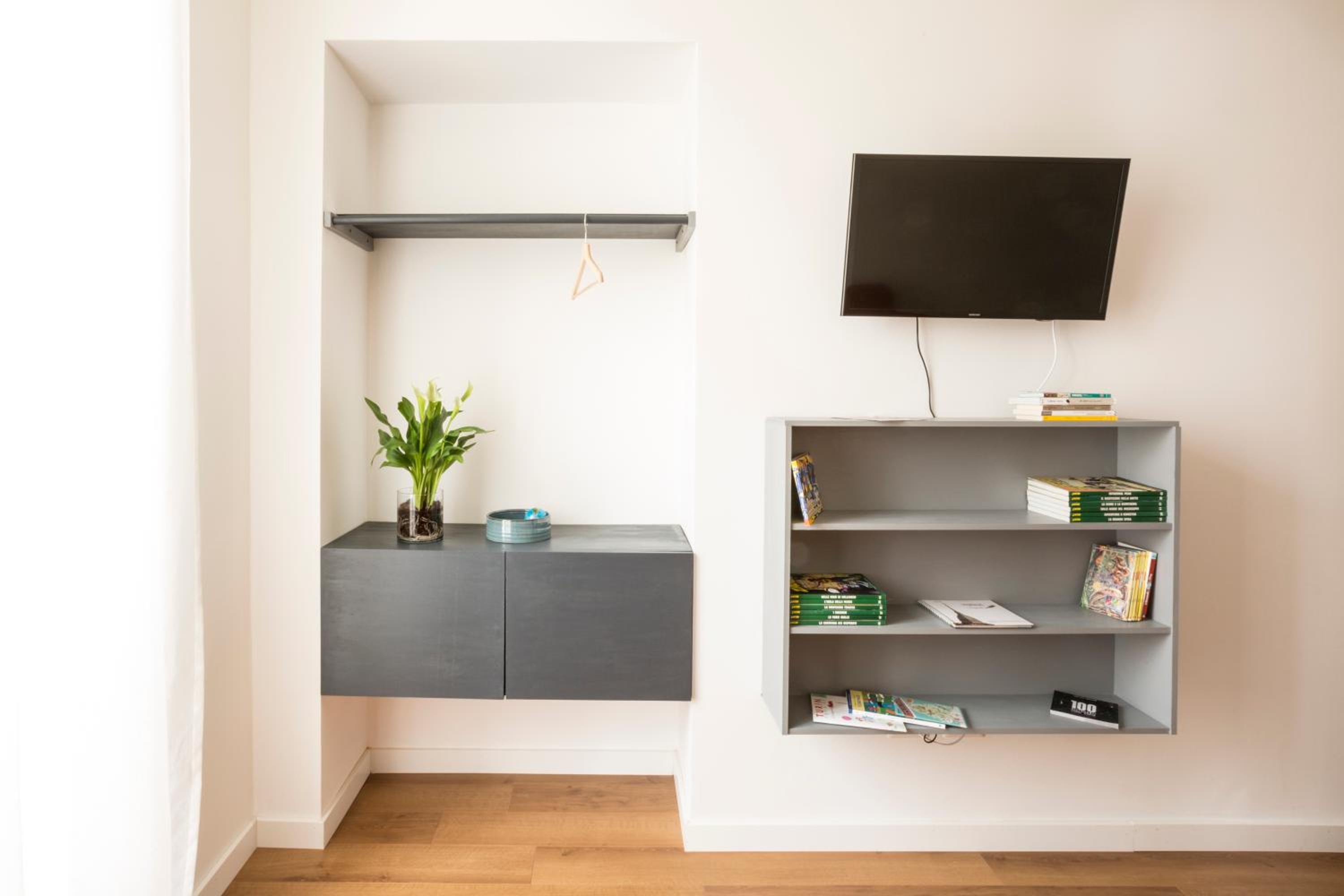 Two-Bedroom Apartment - Photo 12