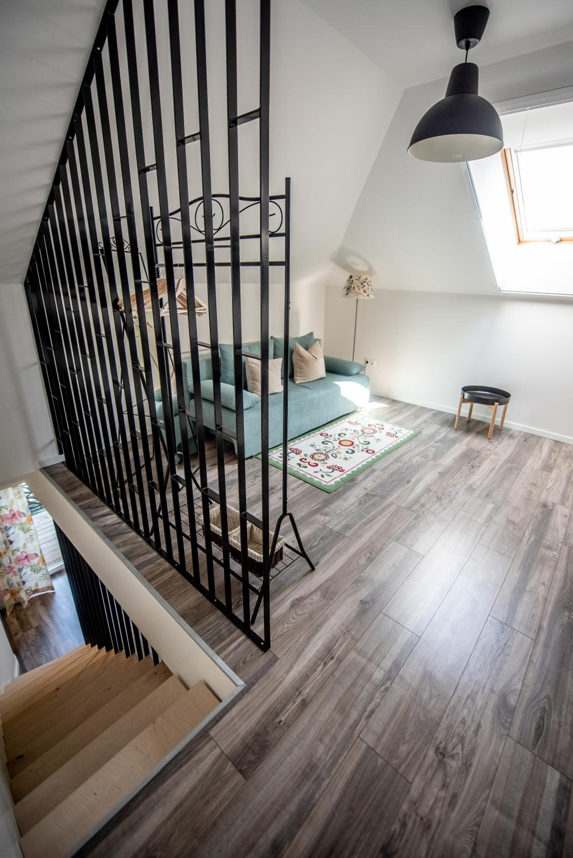 One-bedroom Loft Apartment  photo 3