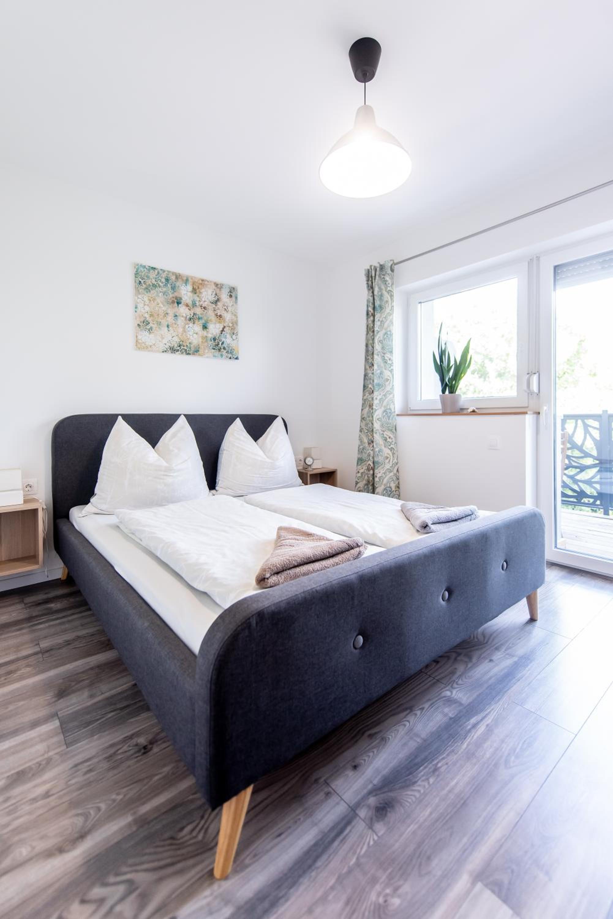 Two-Bedroom Apartment with Balcony and Terrace photo 2