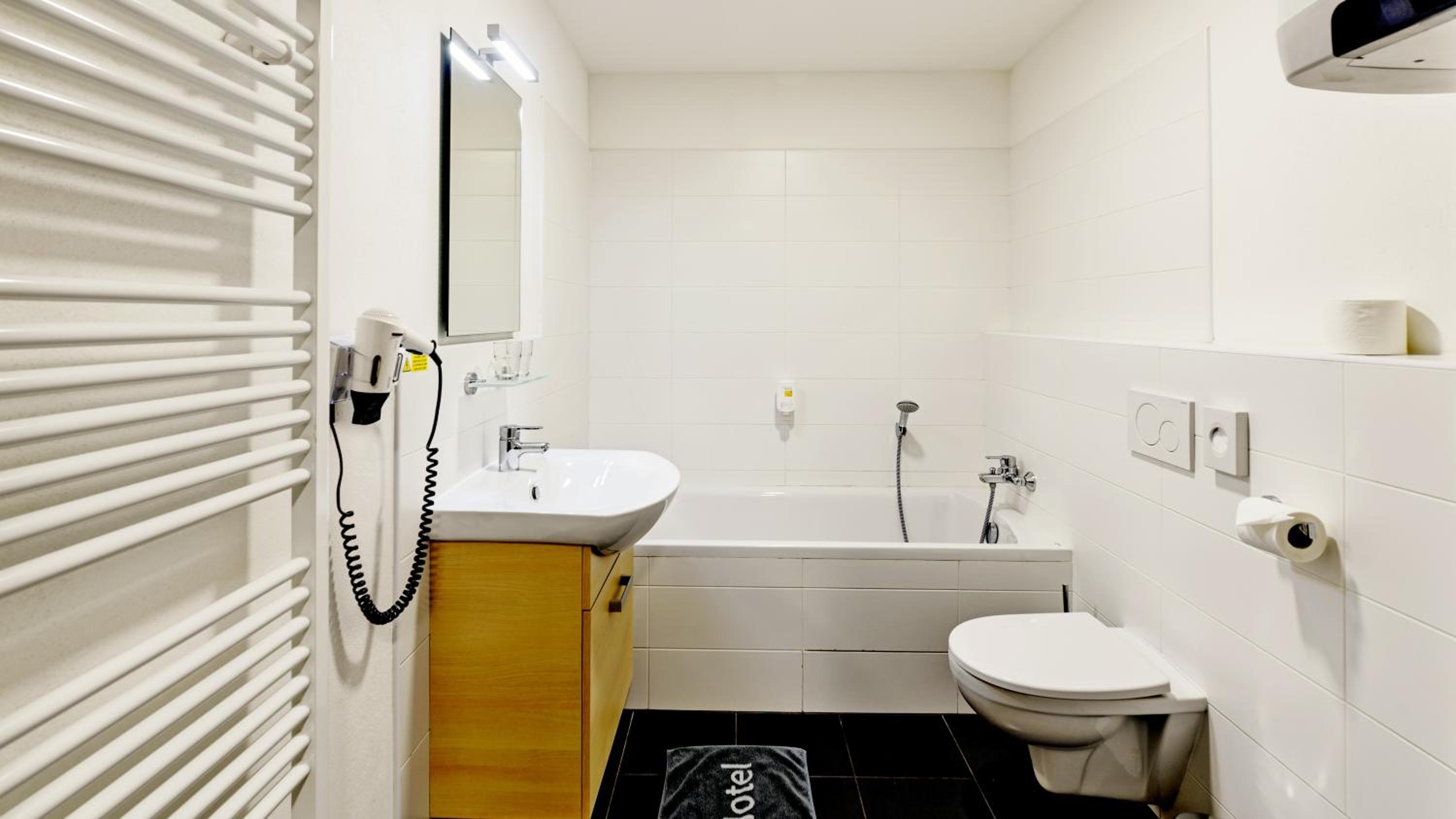 Executive Apartment with Balcony photo 3