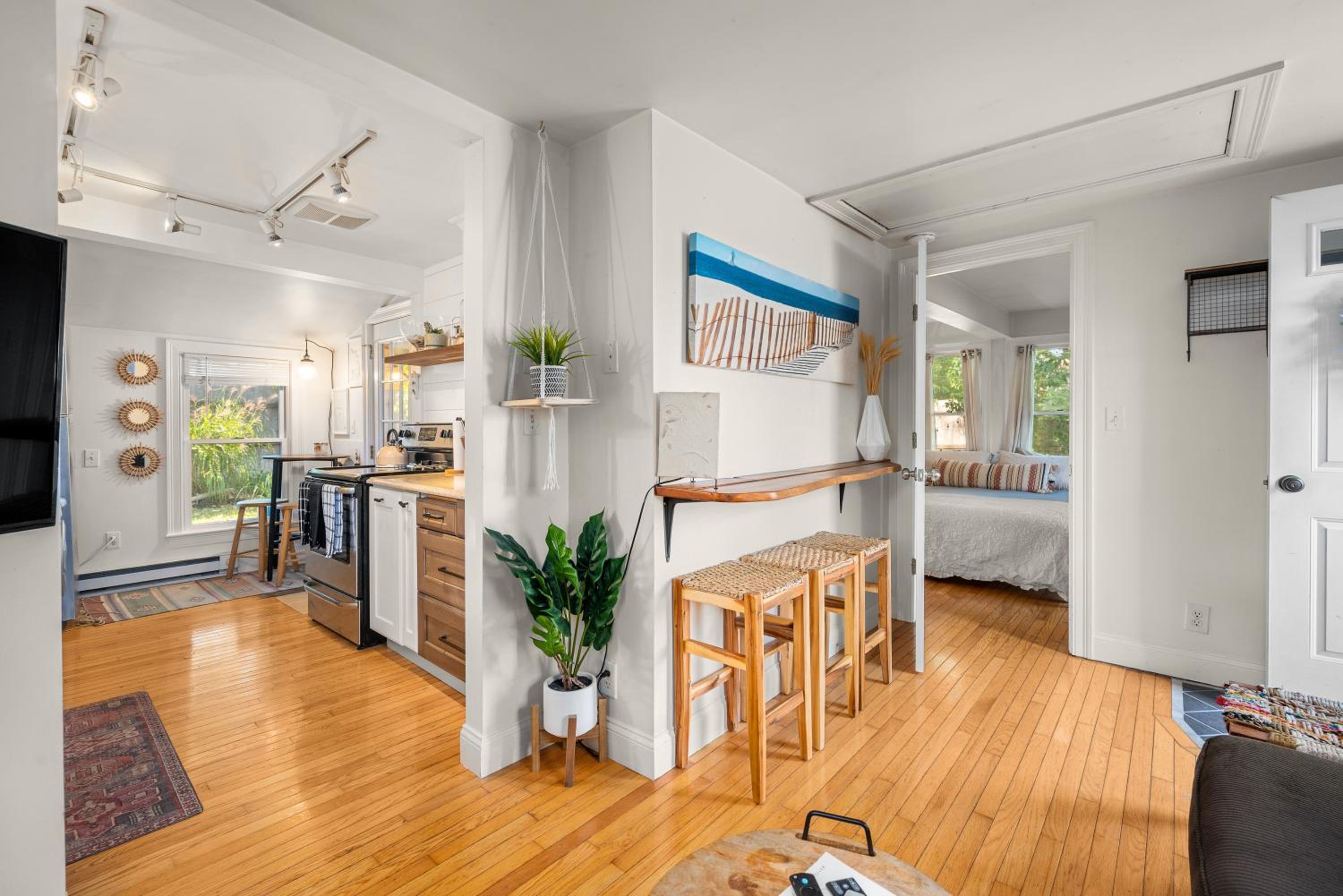 One-Bedroom House photo 1