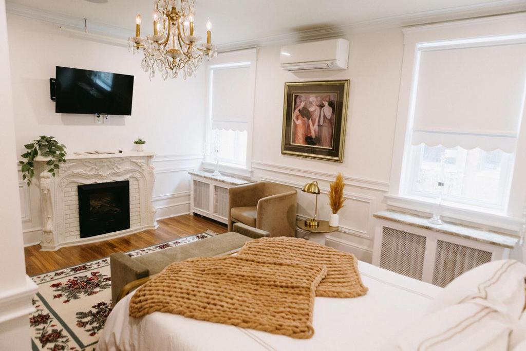 Queen Suite photo 3