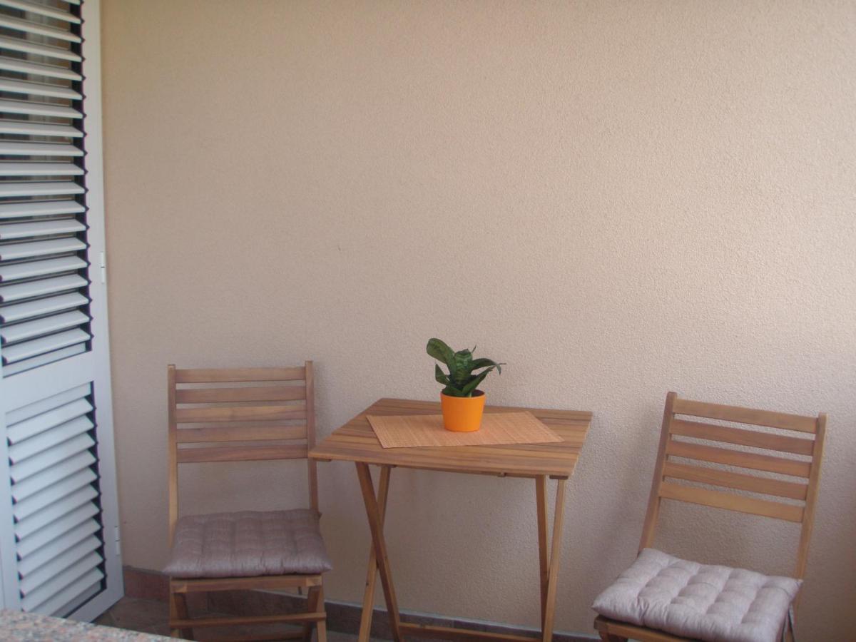 Two-Bedroom Apartment photo 2