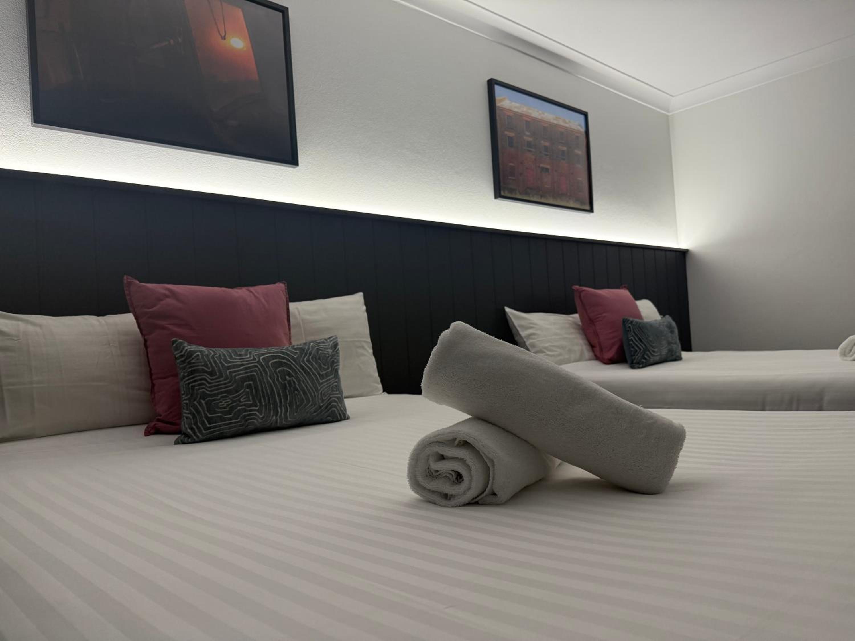 Superior Queen Room with Two Queen Beds photo 1