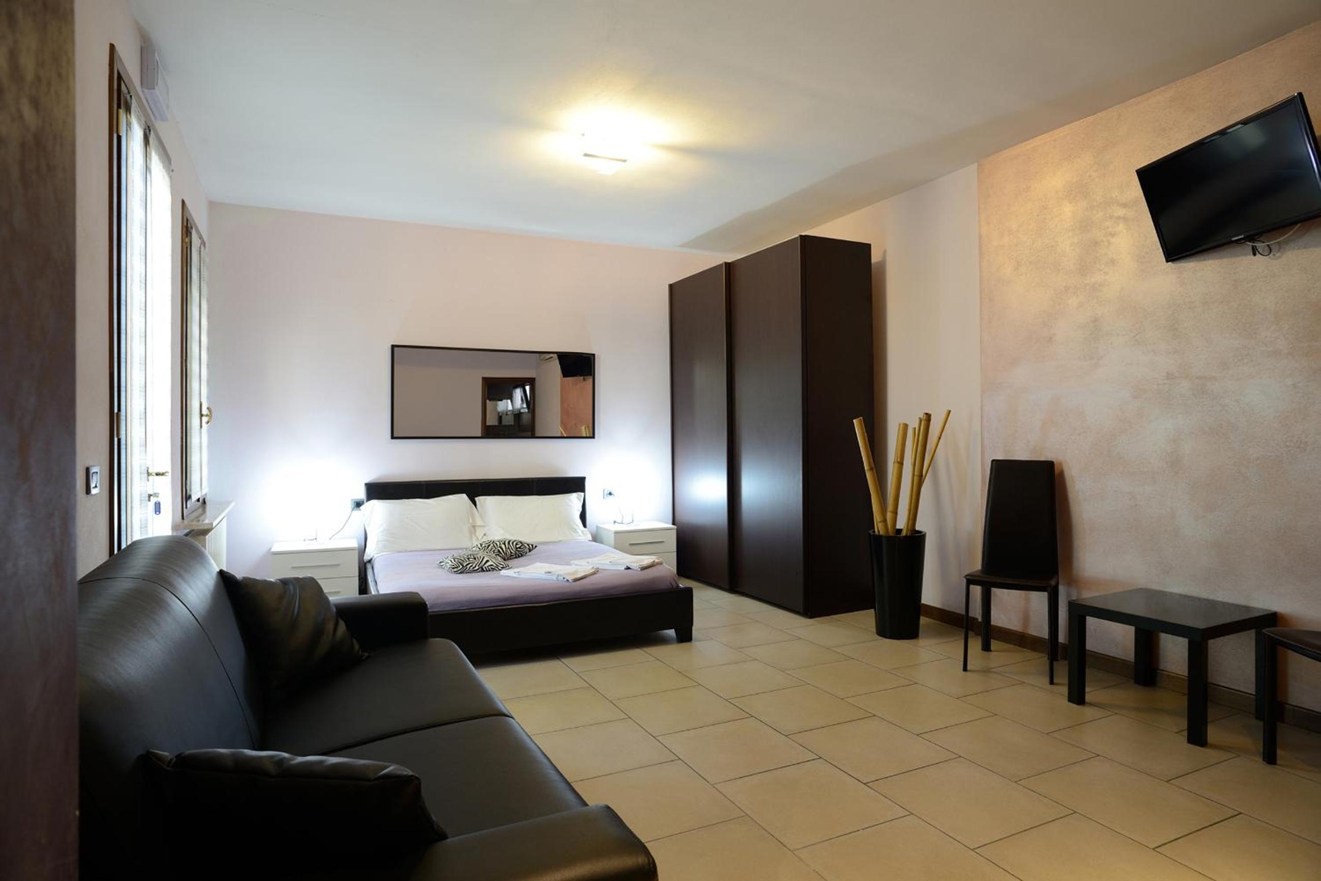 Quadruple Room - Photo 3