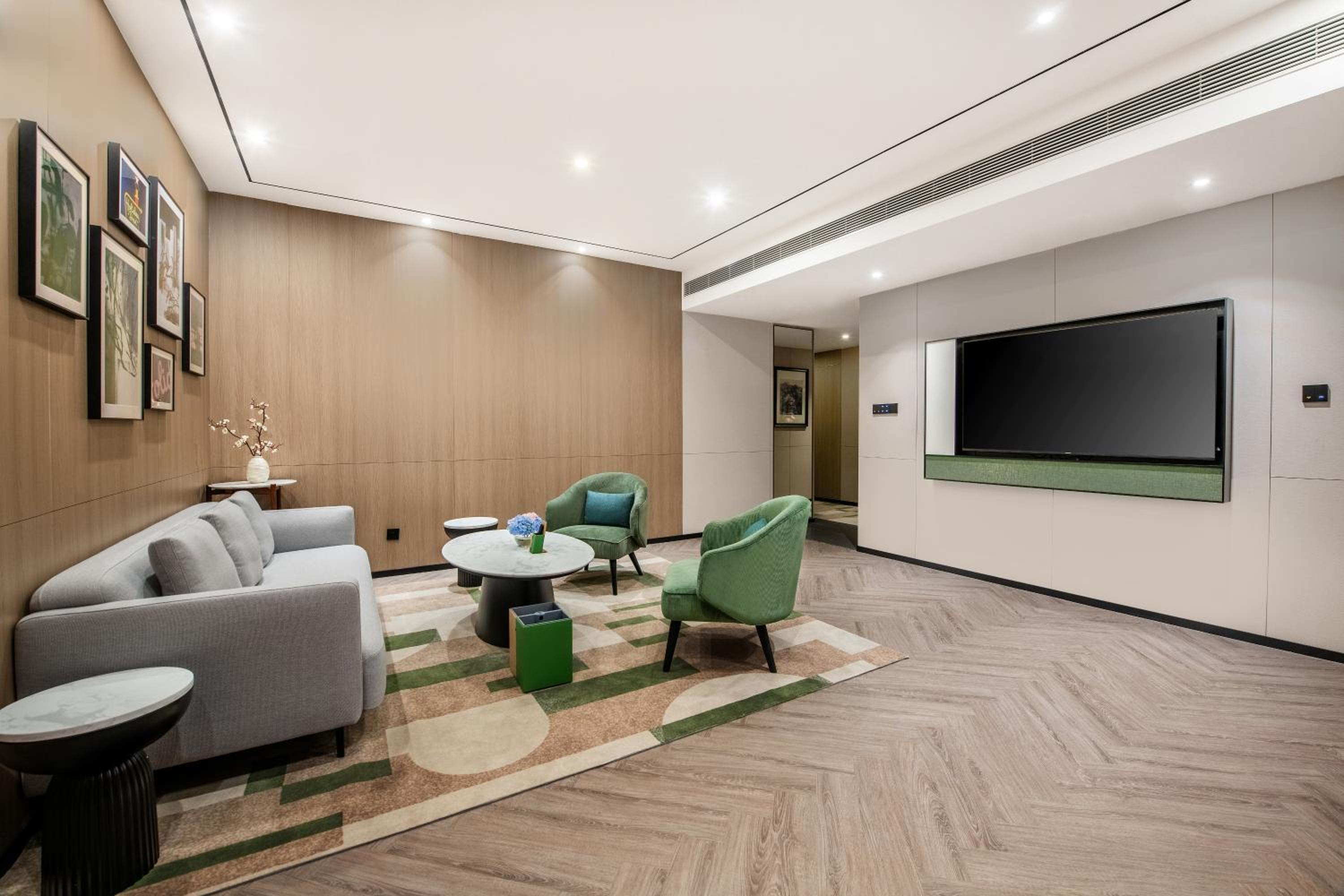 One-Bedroom Suite