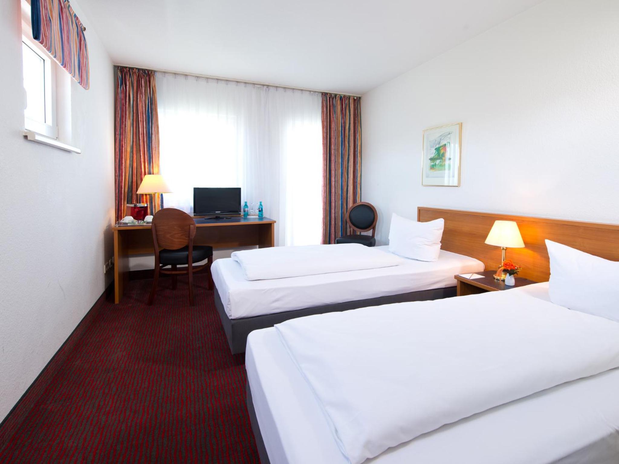 Business Double Room - Photo 4