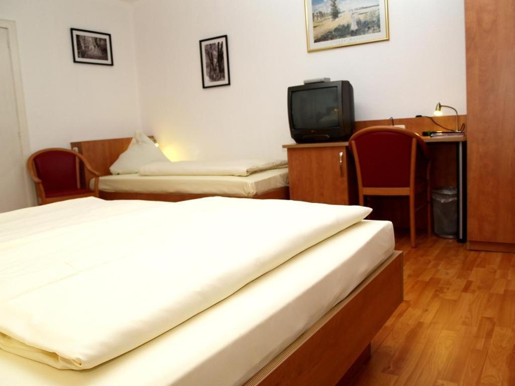 One-Room Apartment (3 adults) - Photo 4