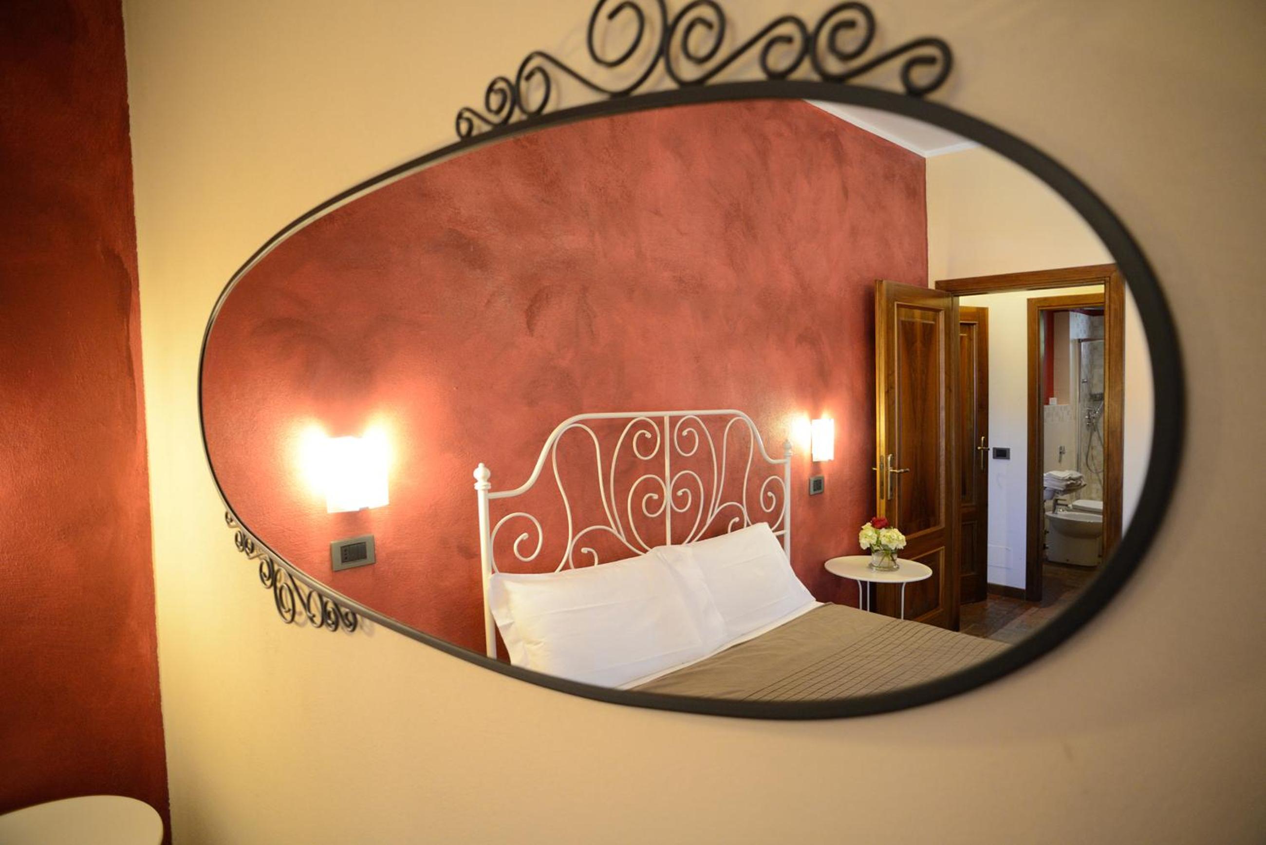 Two Connecting Double Rooms - Photo 6