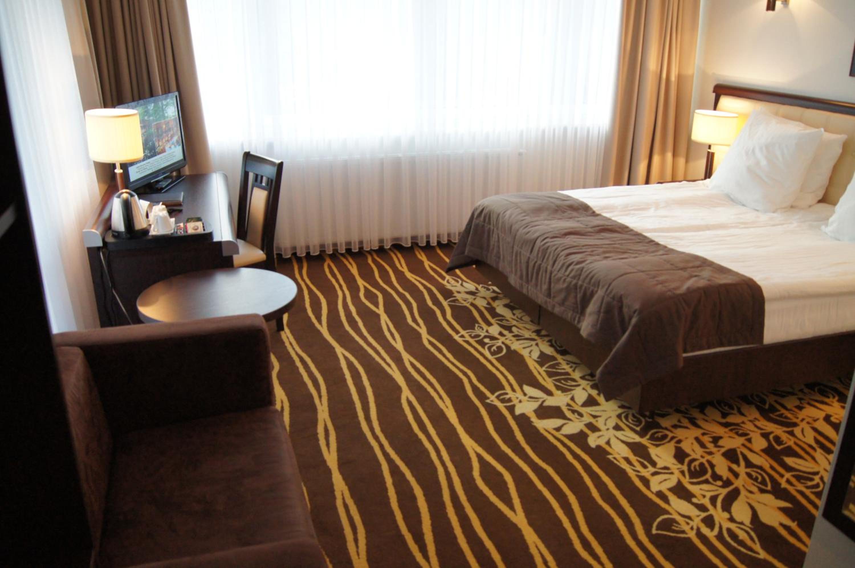 Double Room with Sofa Bed photo 2
