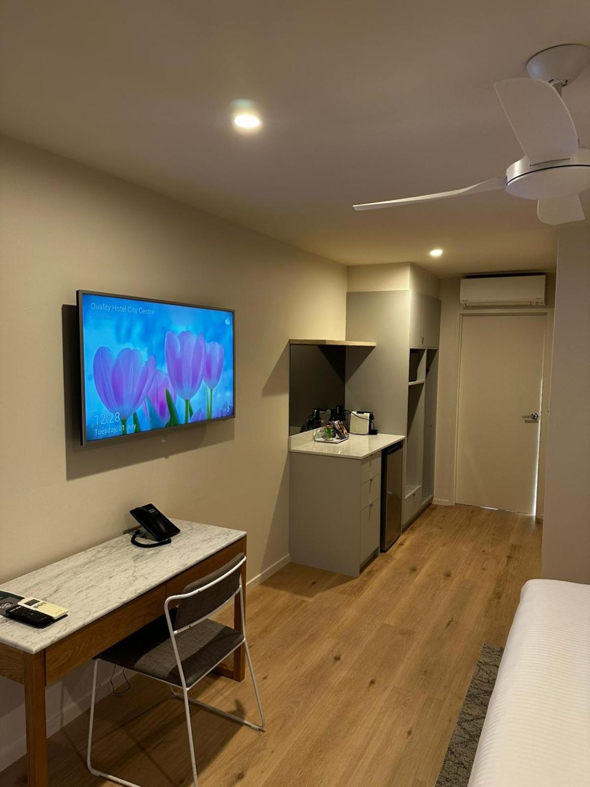 Superior King Room photo 3
