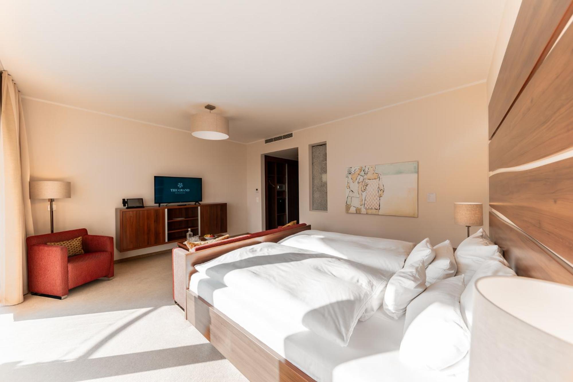 Deluxe Double Room Deluxe Double Room