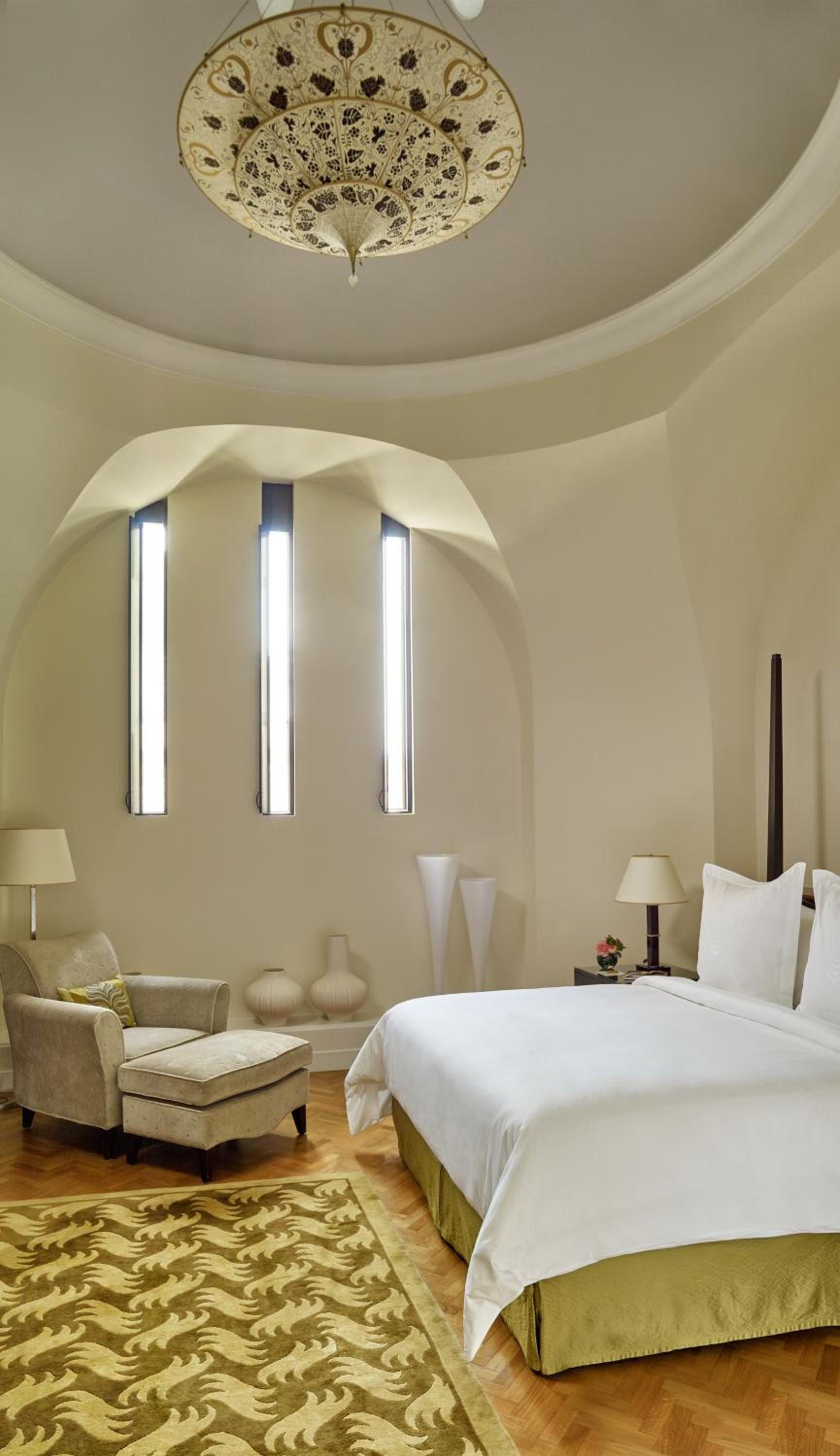 Tower One Bedroom Suite - Photo 2