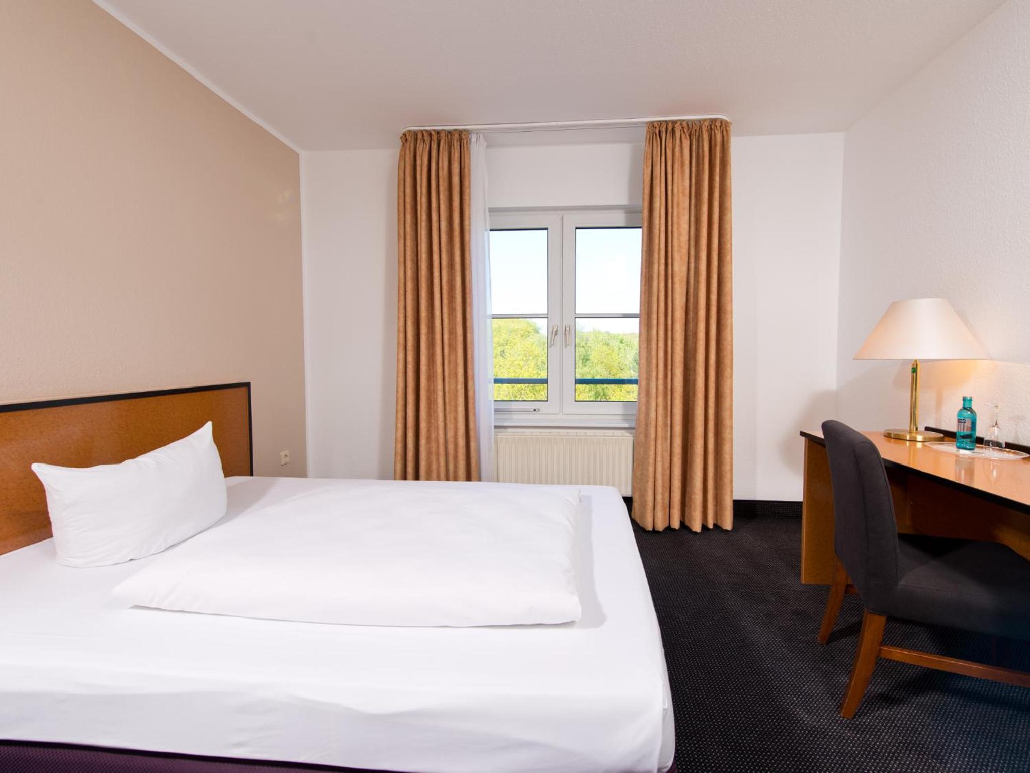 Economy Single Room