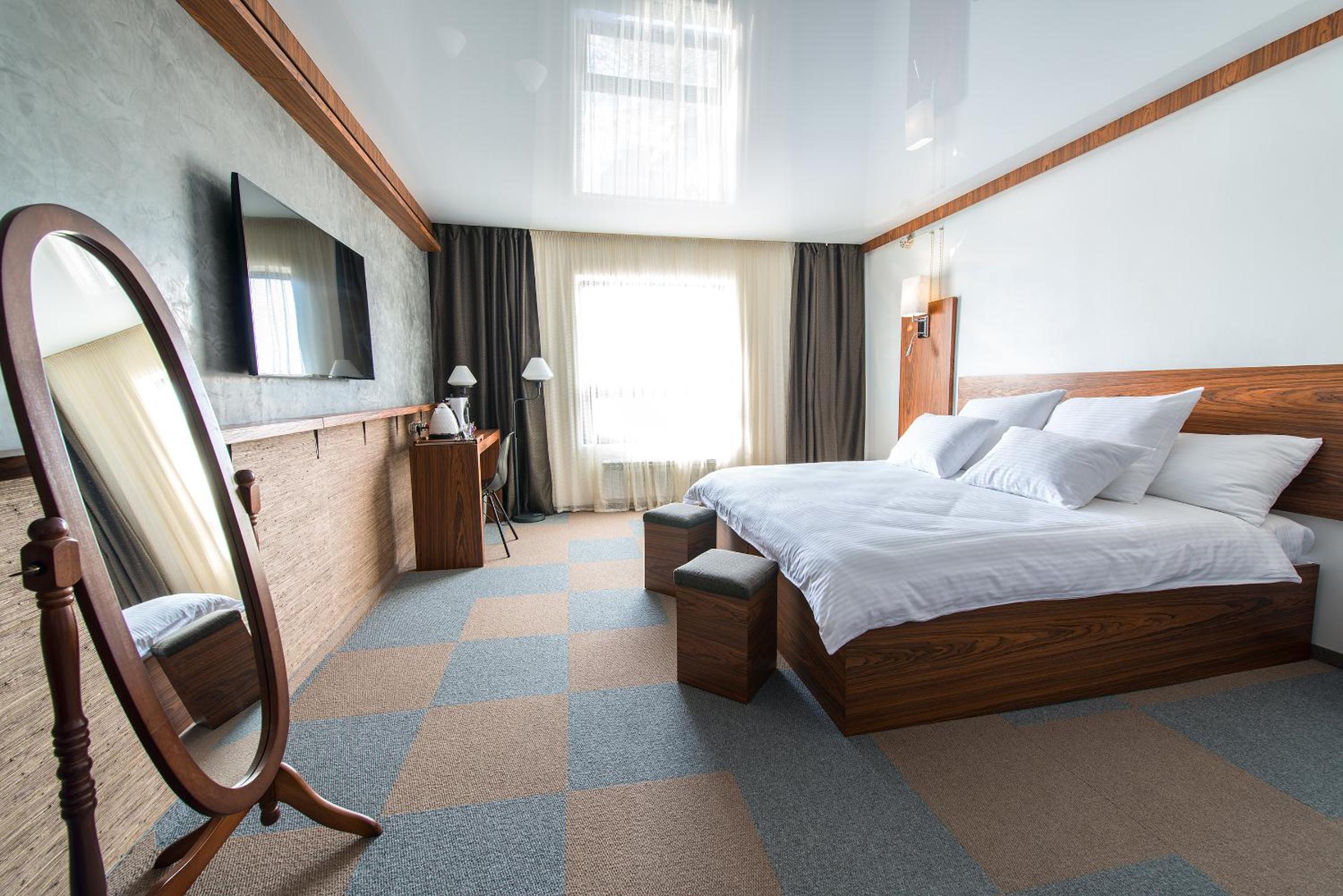 Superior Double Room with Bathroom photo 2